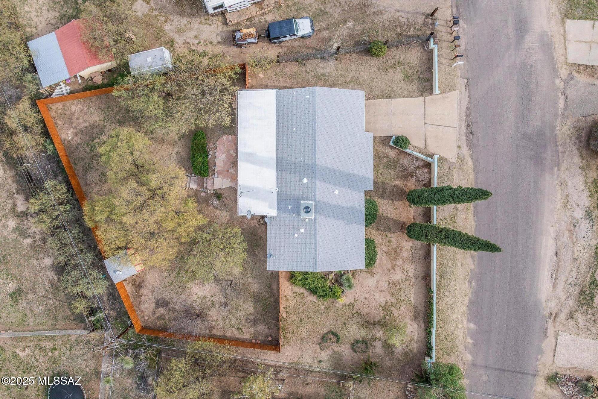 2020 W Paseo Redondo