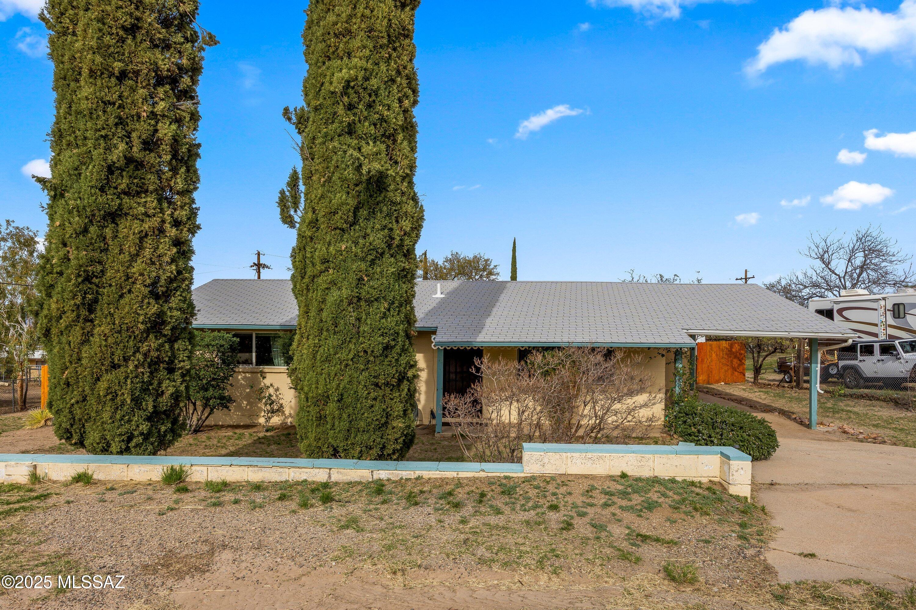 2020 W Paseo Redondo