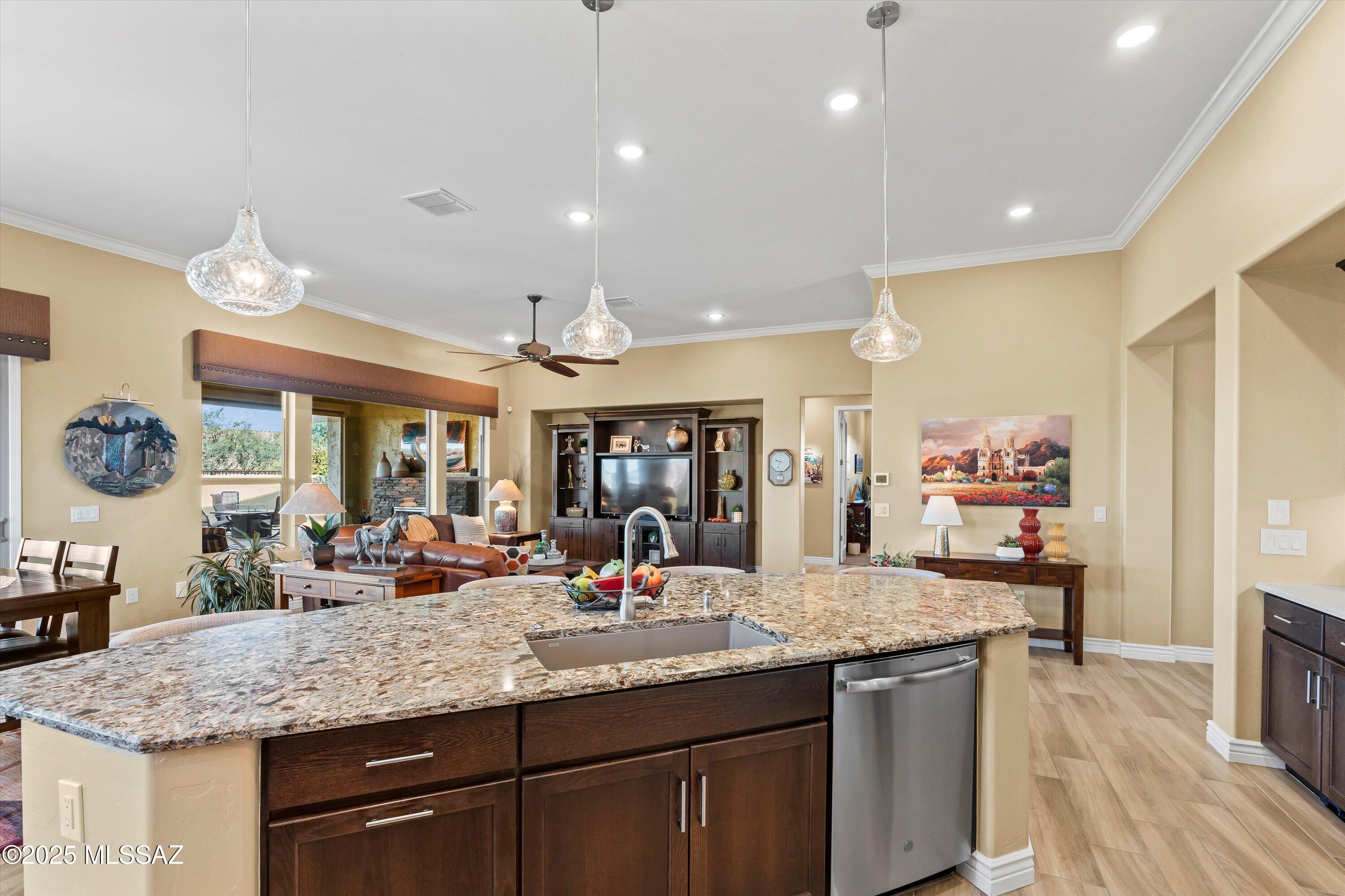 59894 E Pinyon Drive