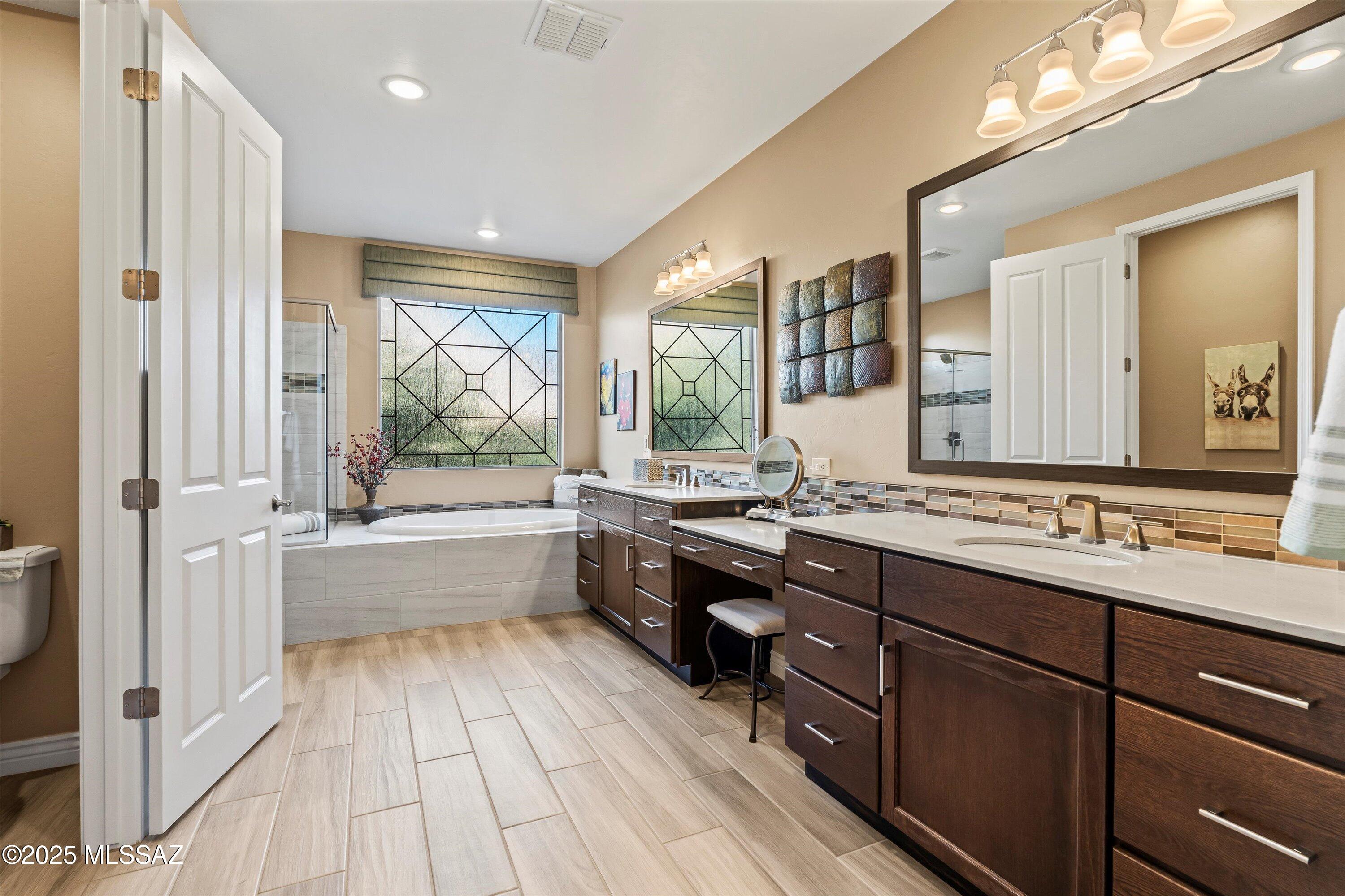 59894 E Pinyon Drive