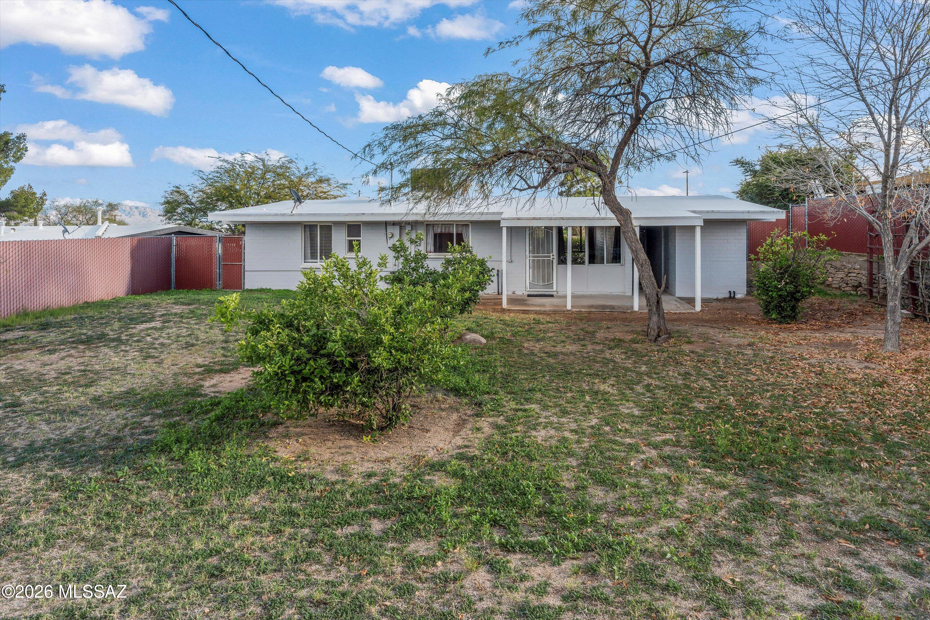 120 W Webb Drive