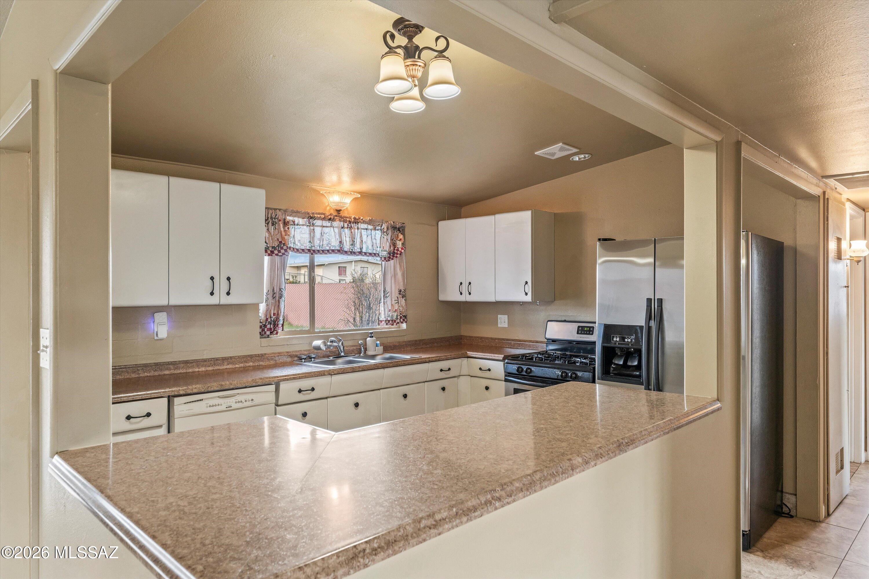 120 W Webb Drive