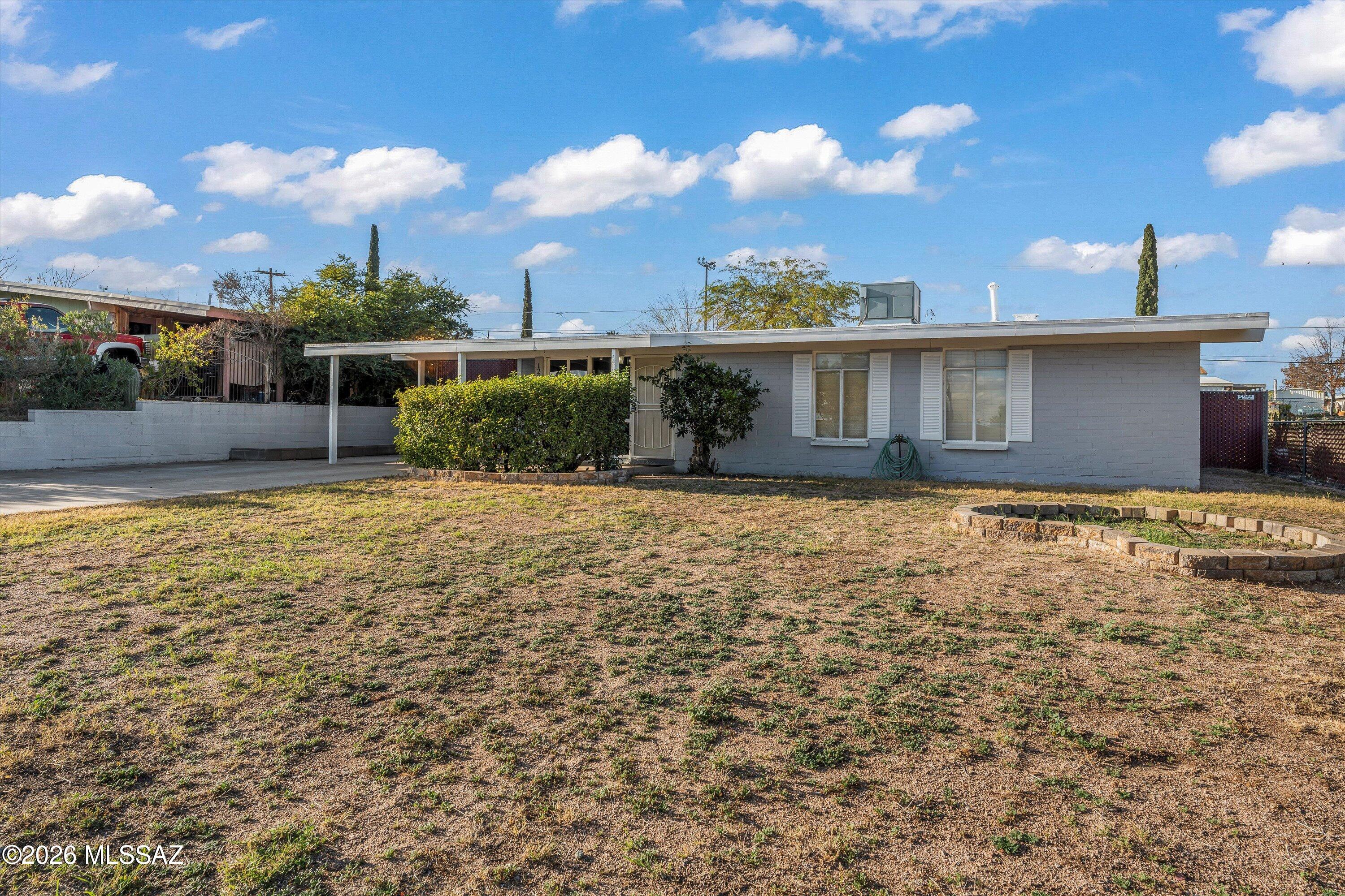 120 W Webb Drive