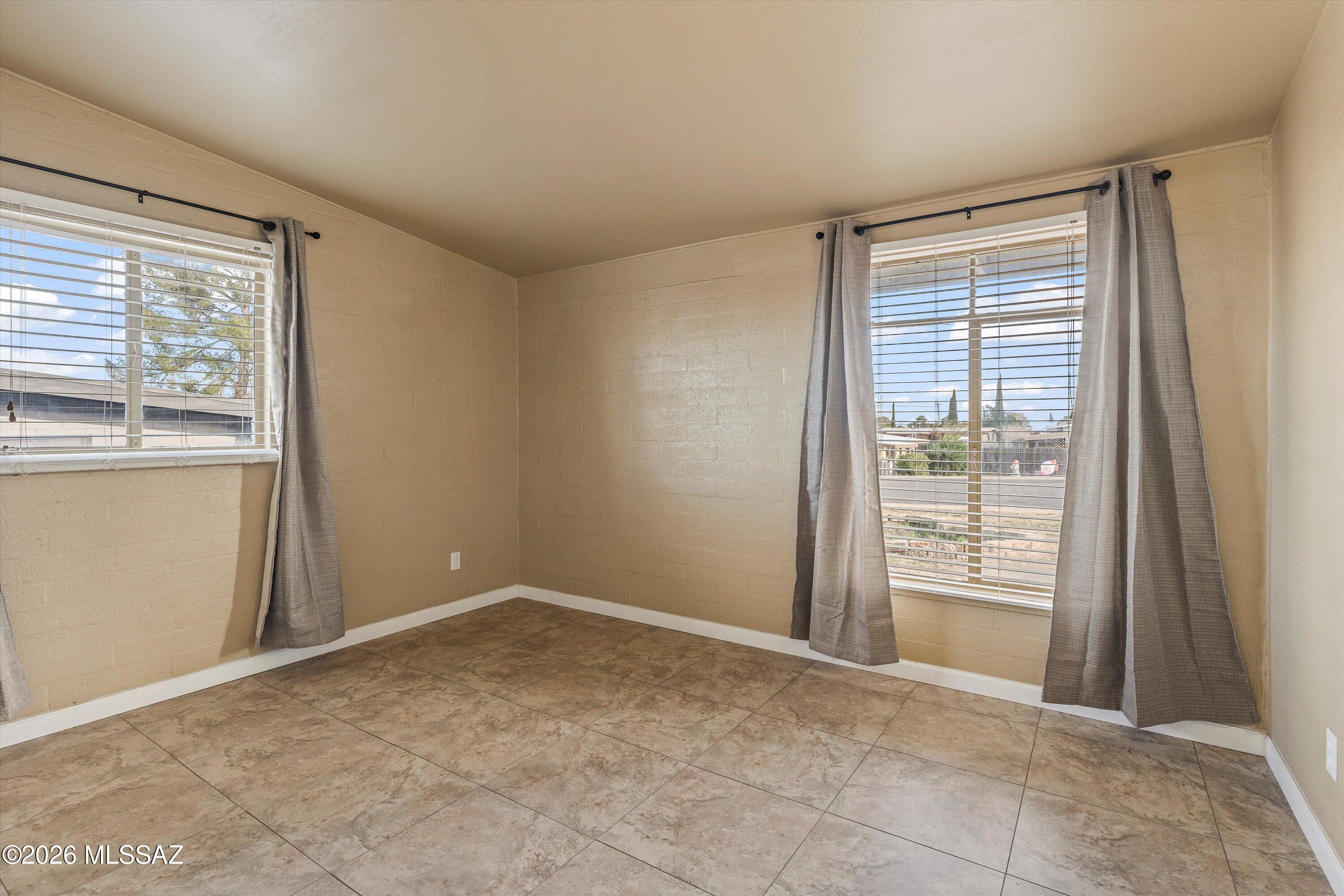 120 W Webb Drive
