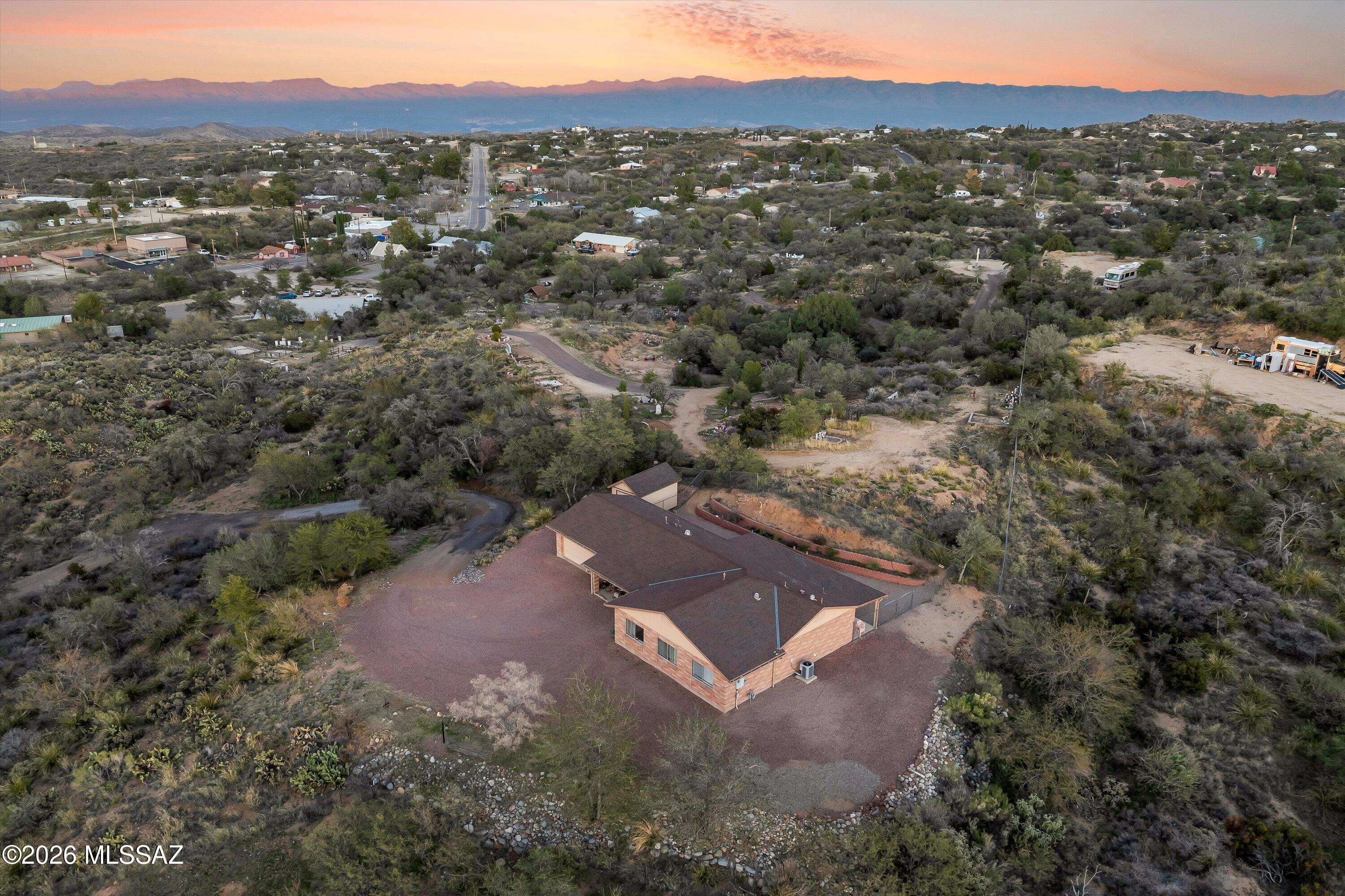 881 N Mountain View Drive