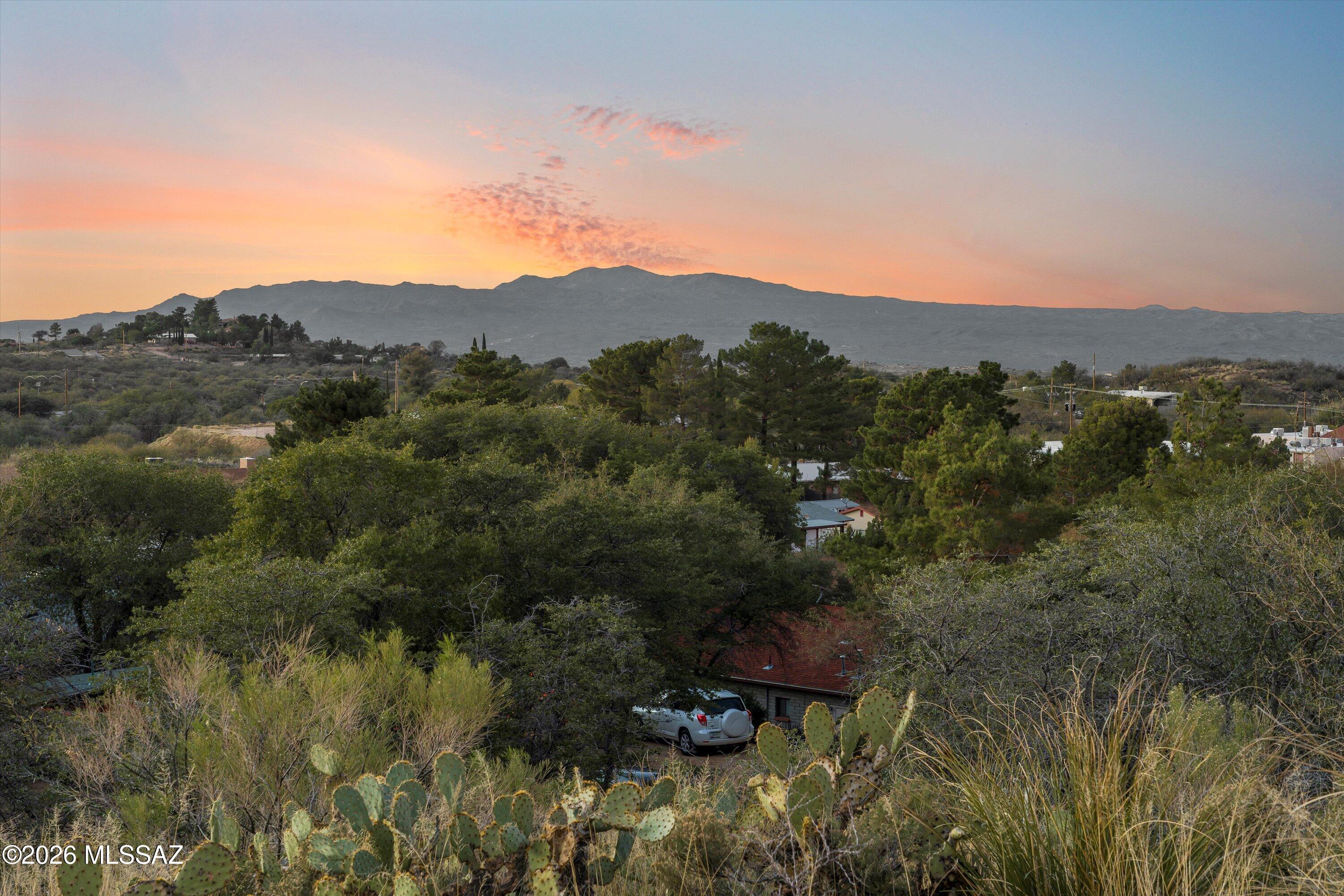 881 N Mountain View Drive