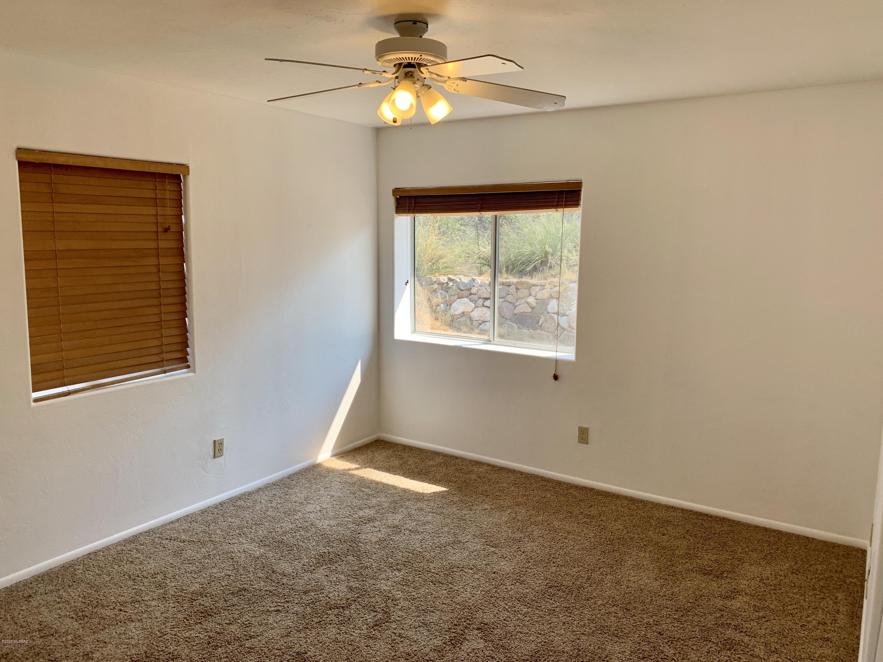 660 W Linda Vista Road