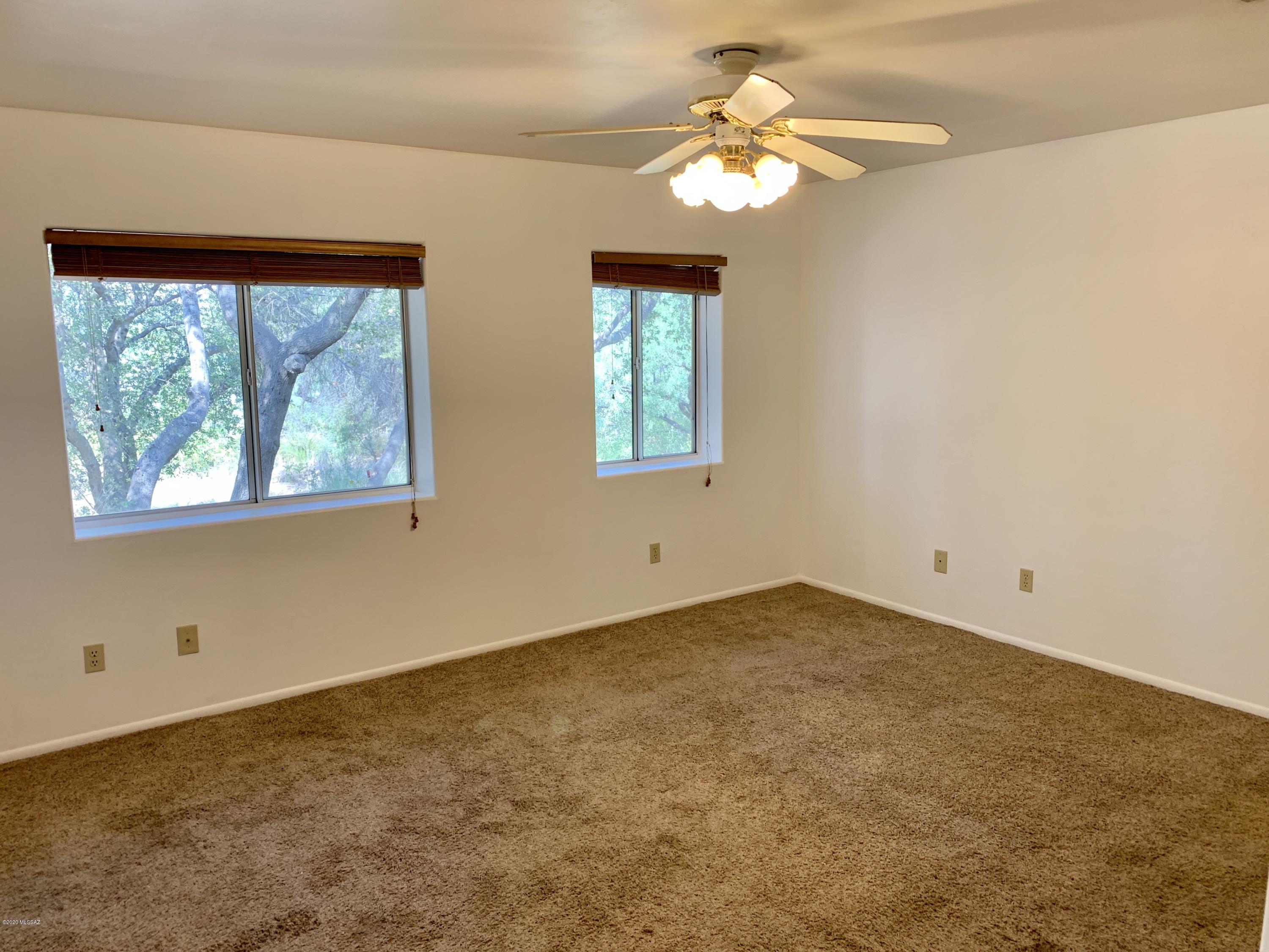 660 W Linda Vista Road