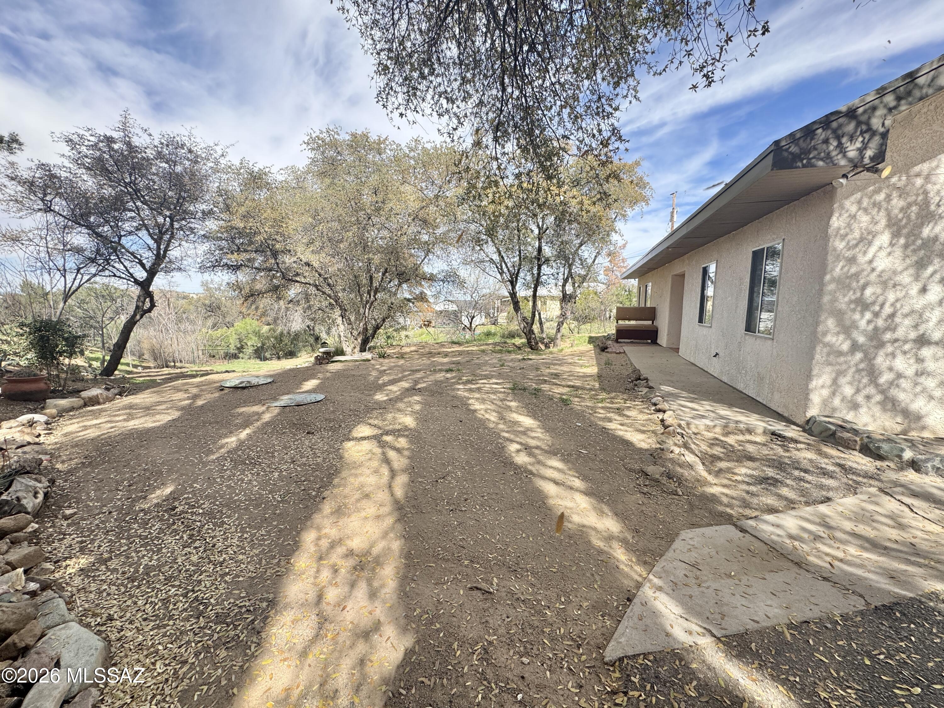 660 W Linda Vista Road