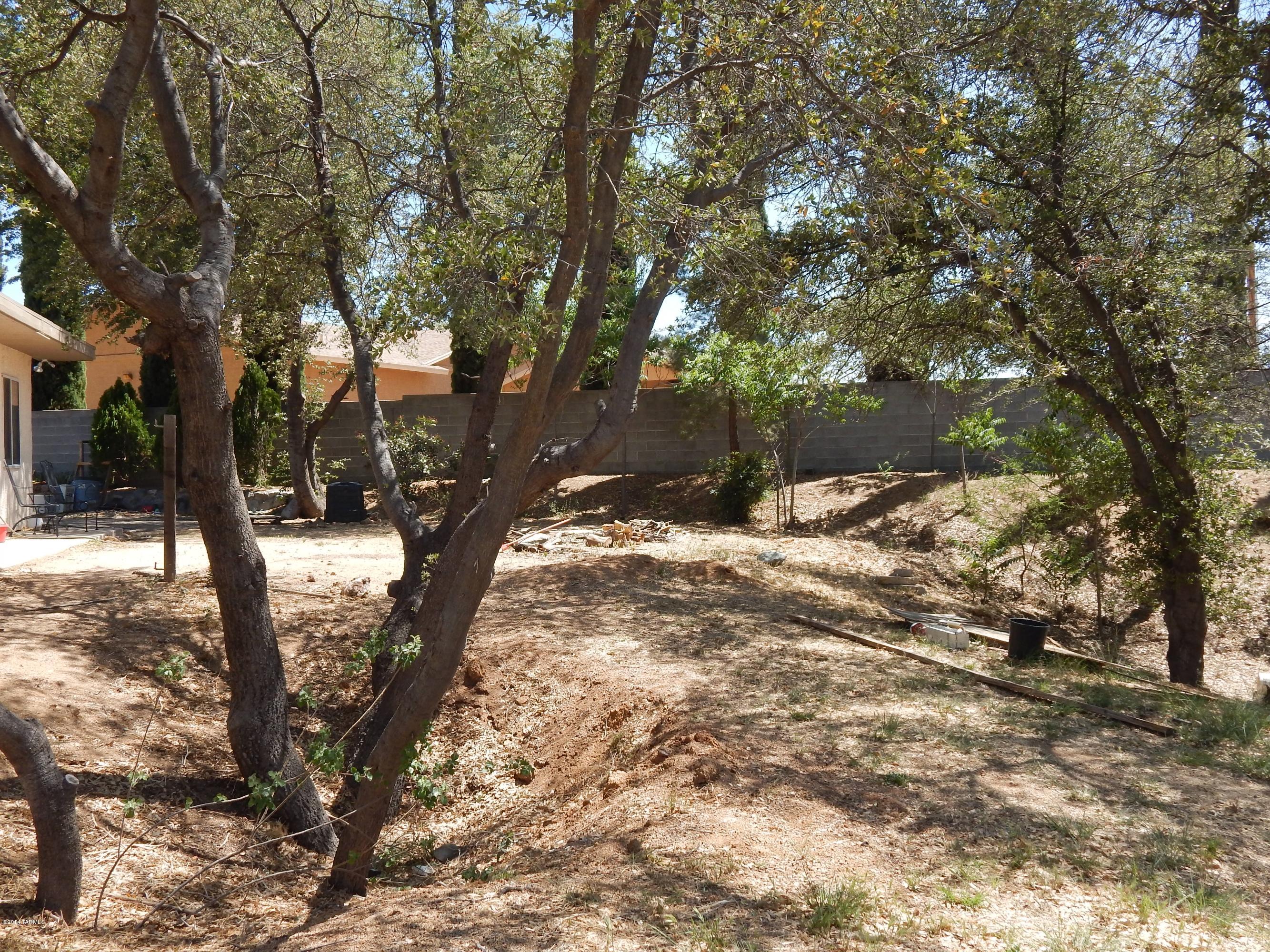 660 W Linda Vista Road