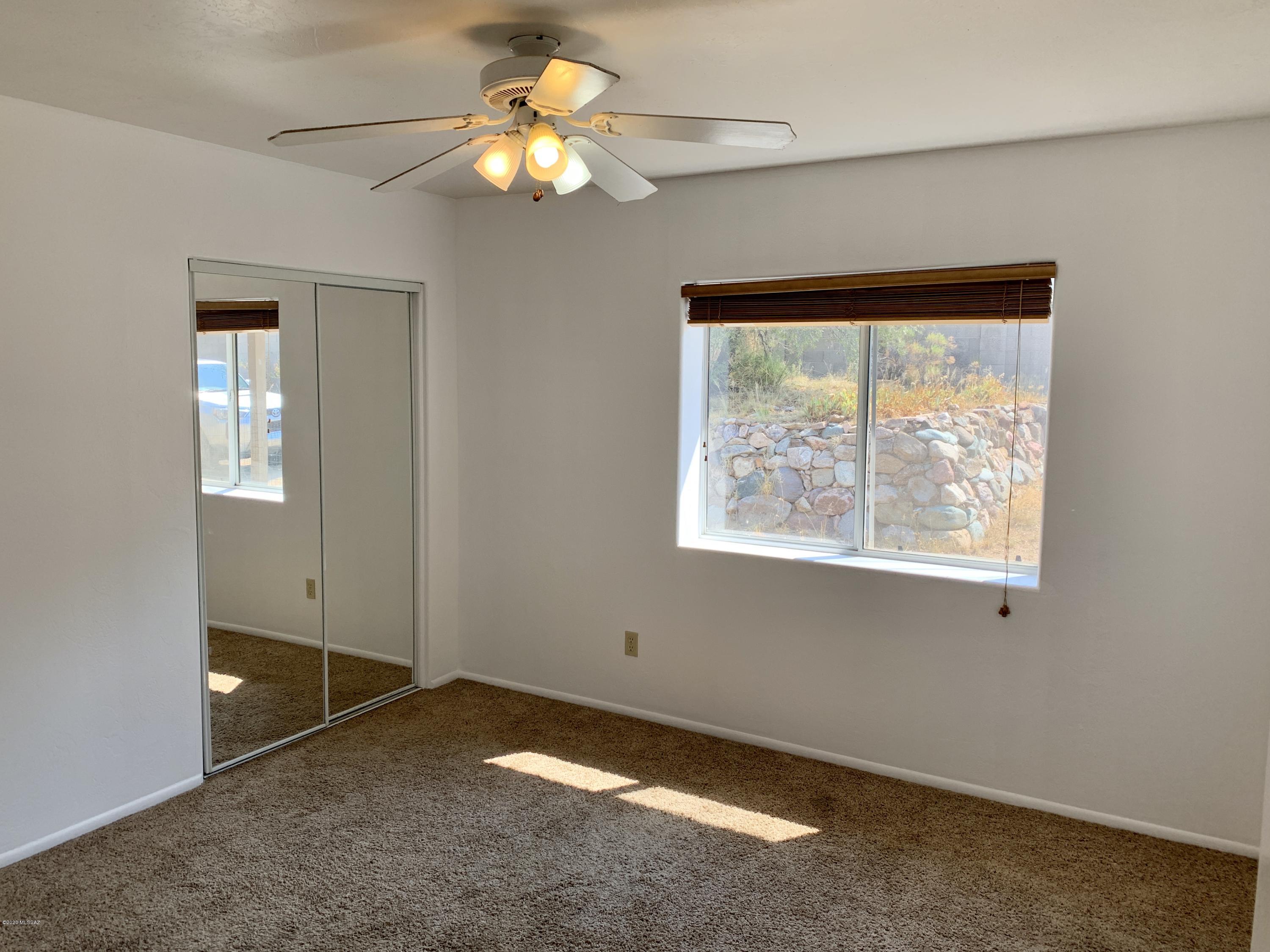 660 W Linda Vista Road