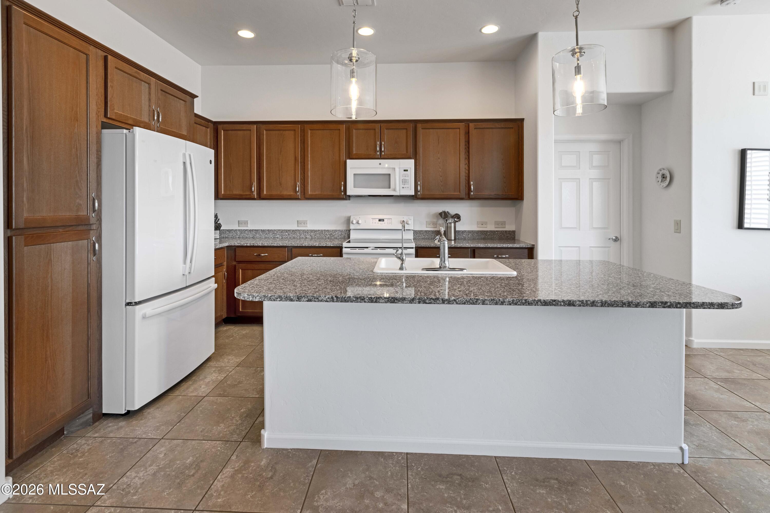 60437 E Arroyo Vista Drive