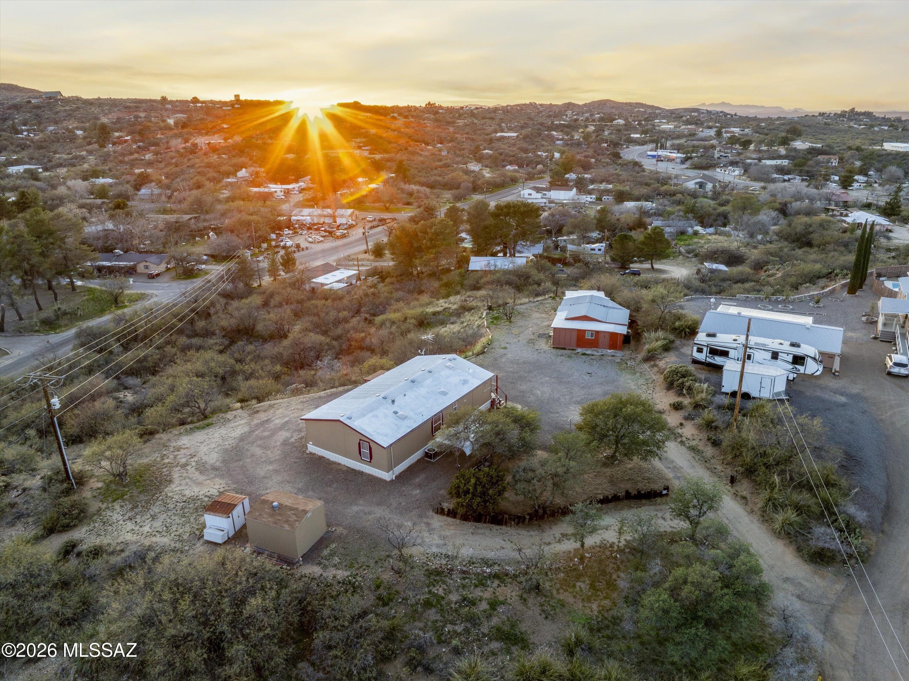 978 N White Oak Place