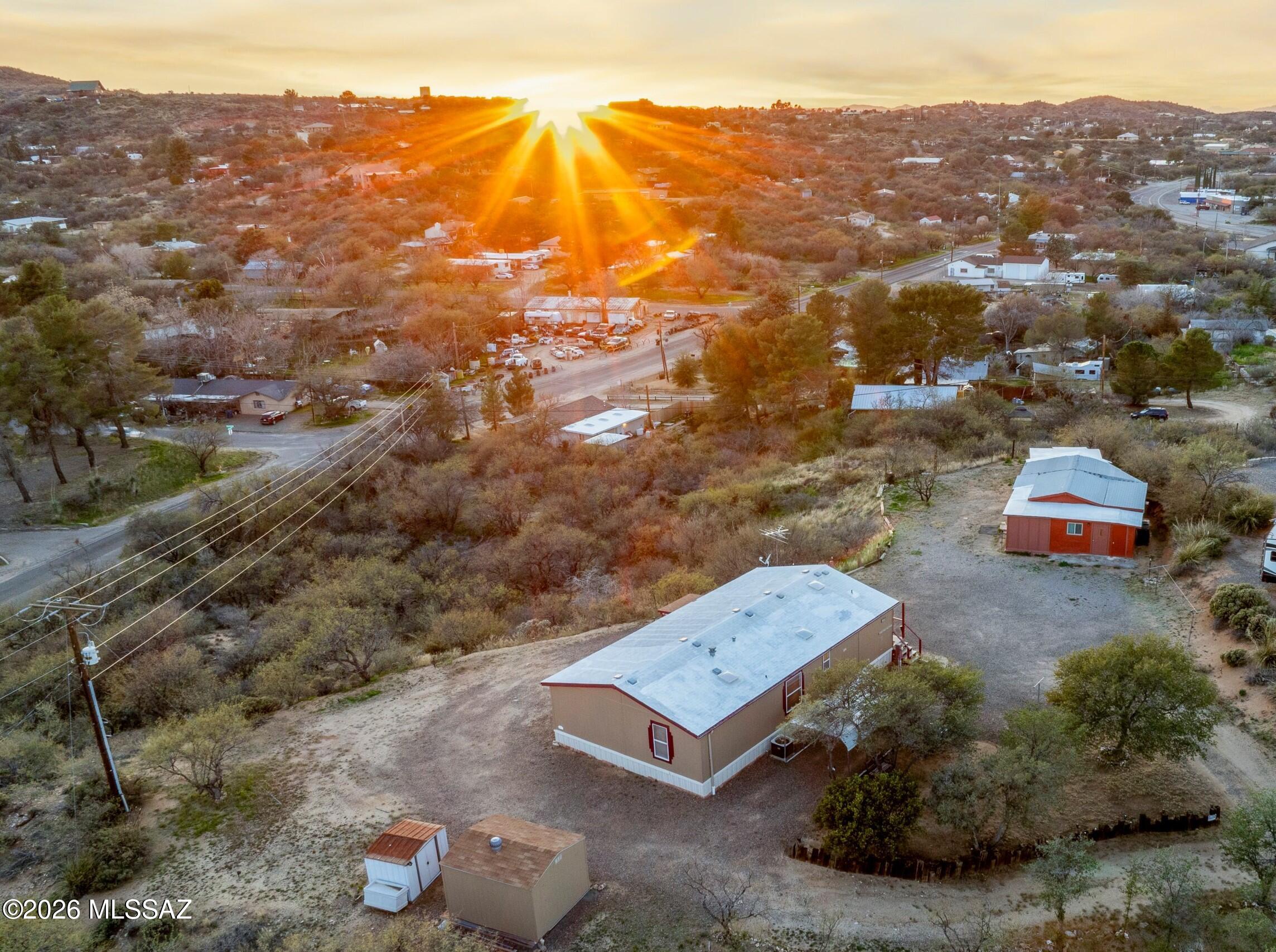 978 N White Oak Place