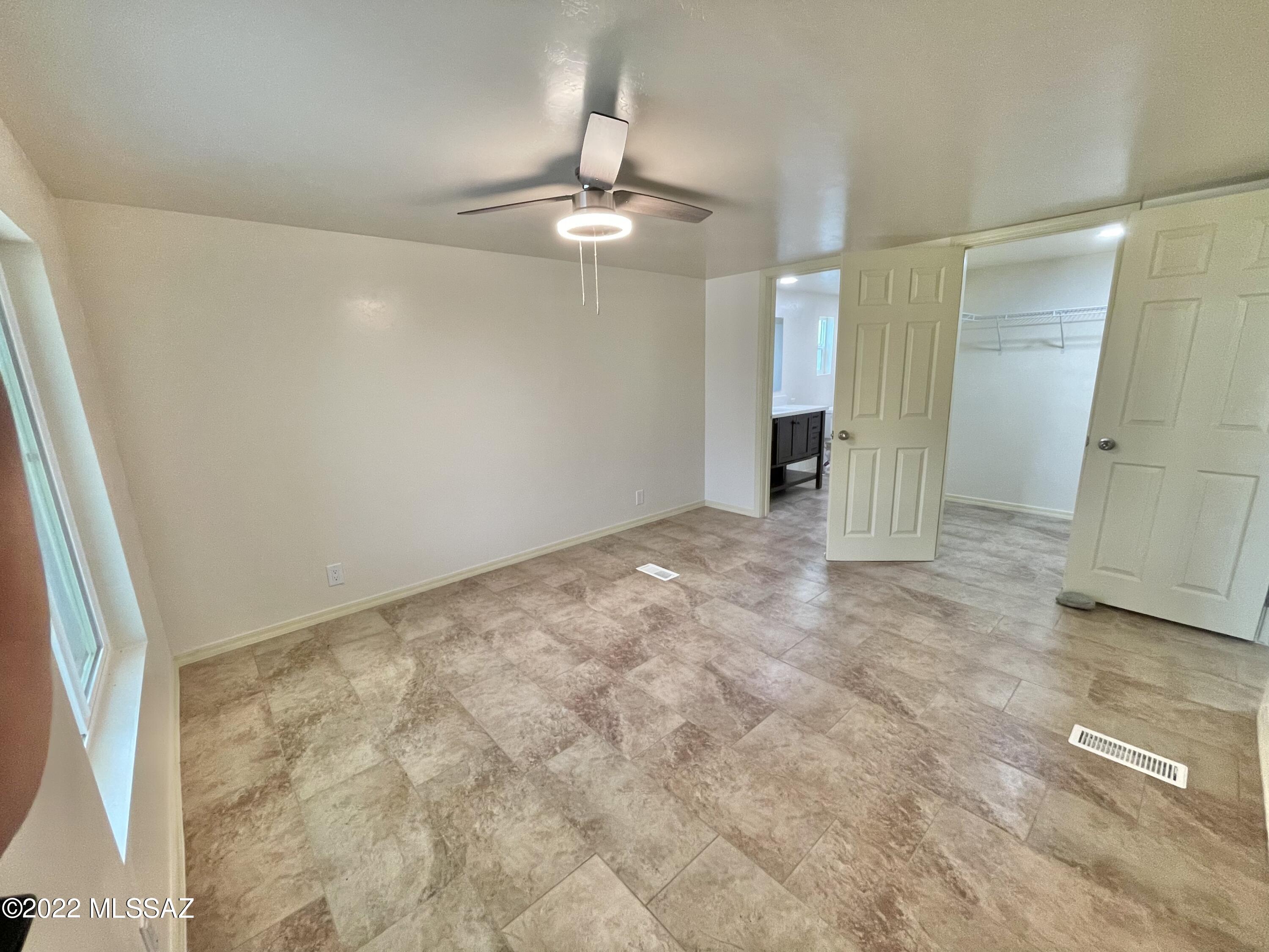 1551 N Sunset Point Drive