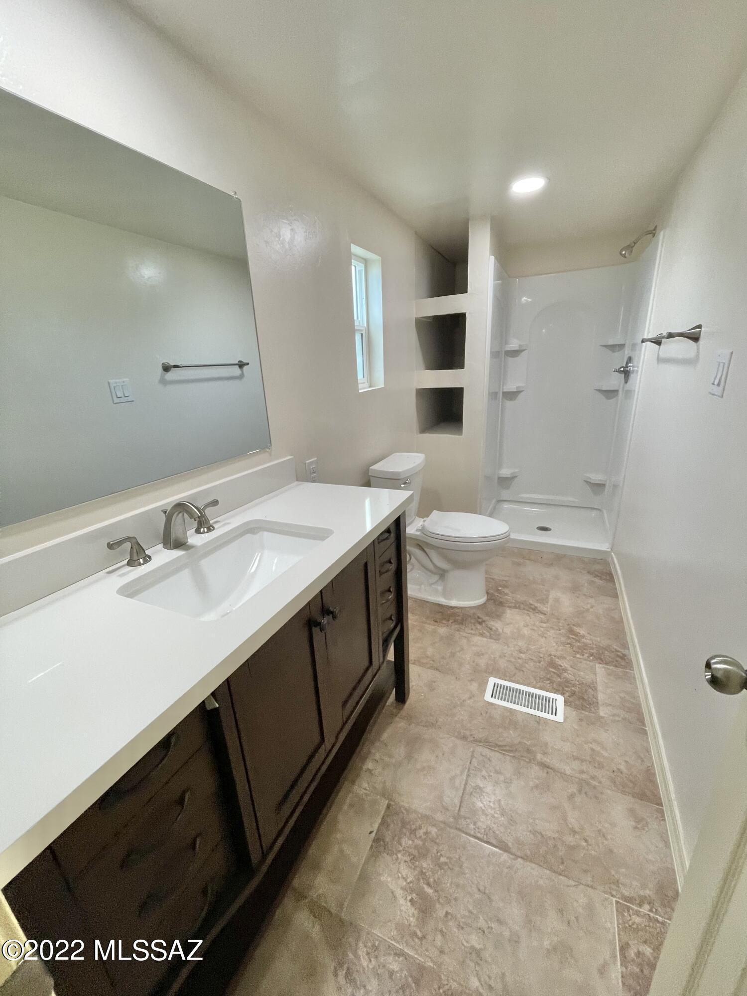 1551 N Sunset Point Drive