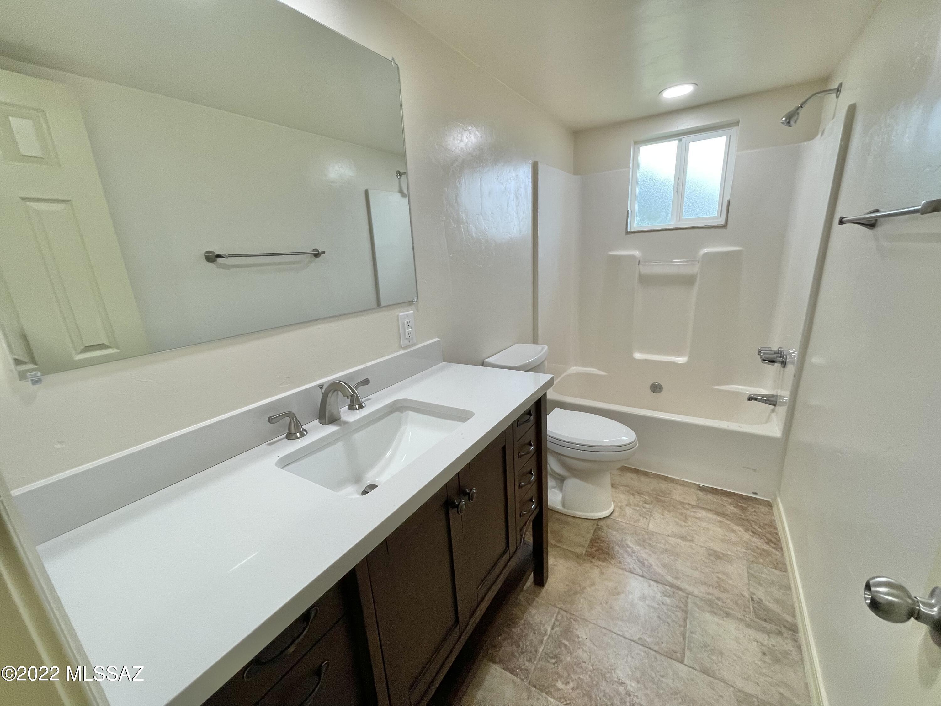 1551 N Sunset Point Drive