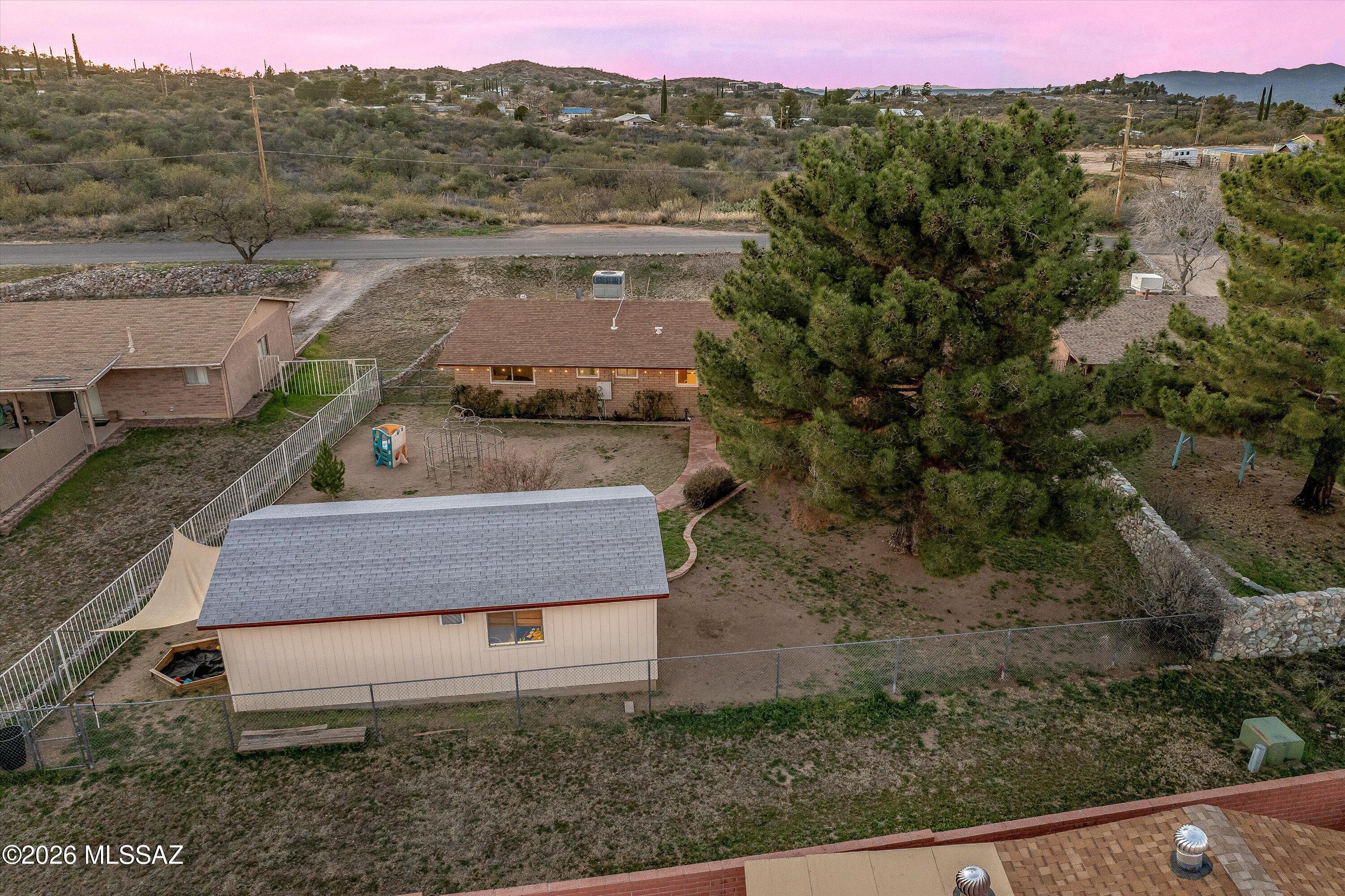 975 N Evergreen Drive