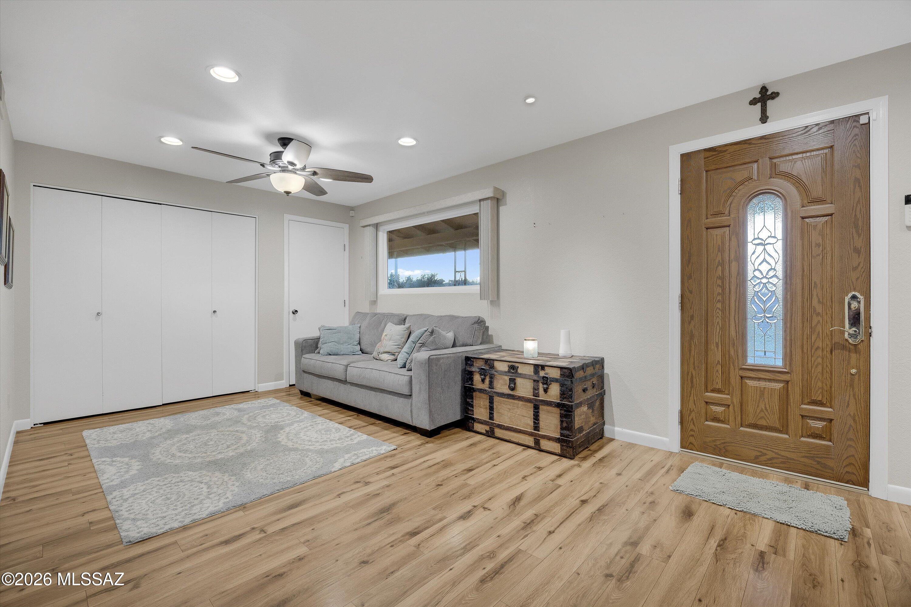 975 N Evergreen Drive