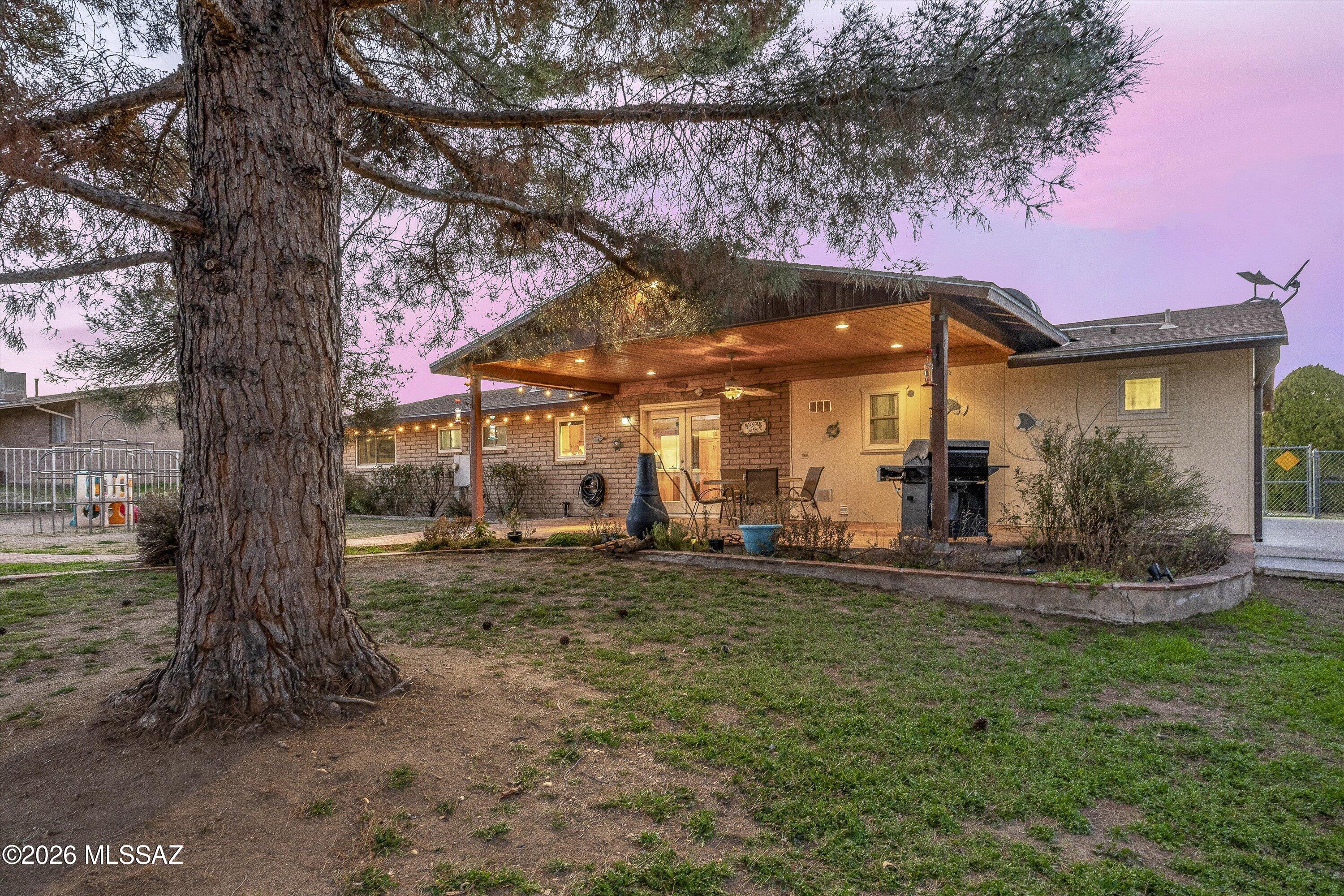 975 N Evergreen Drive