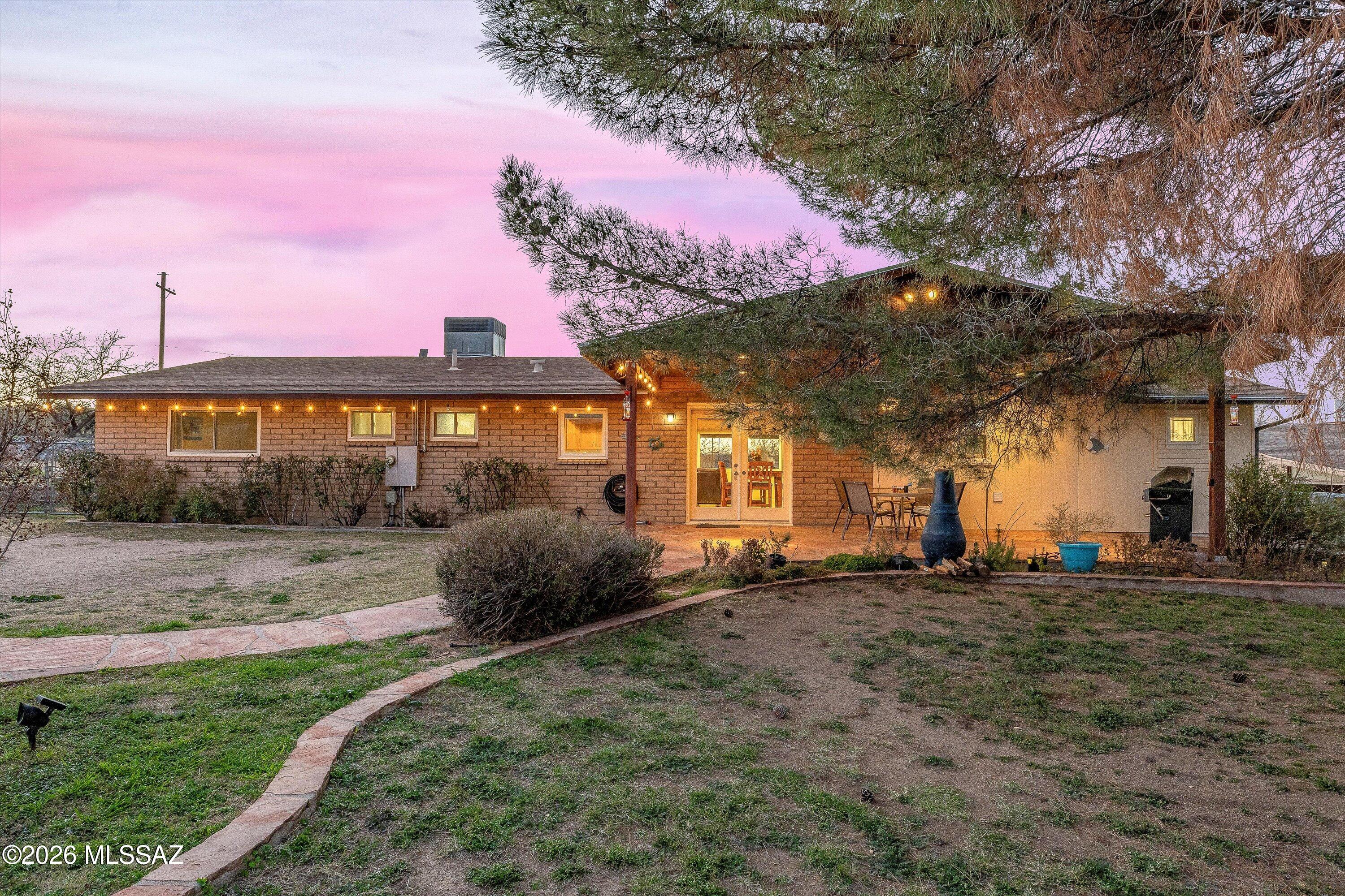 975 N Evergreen Drive