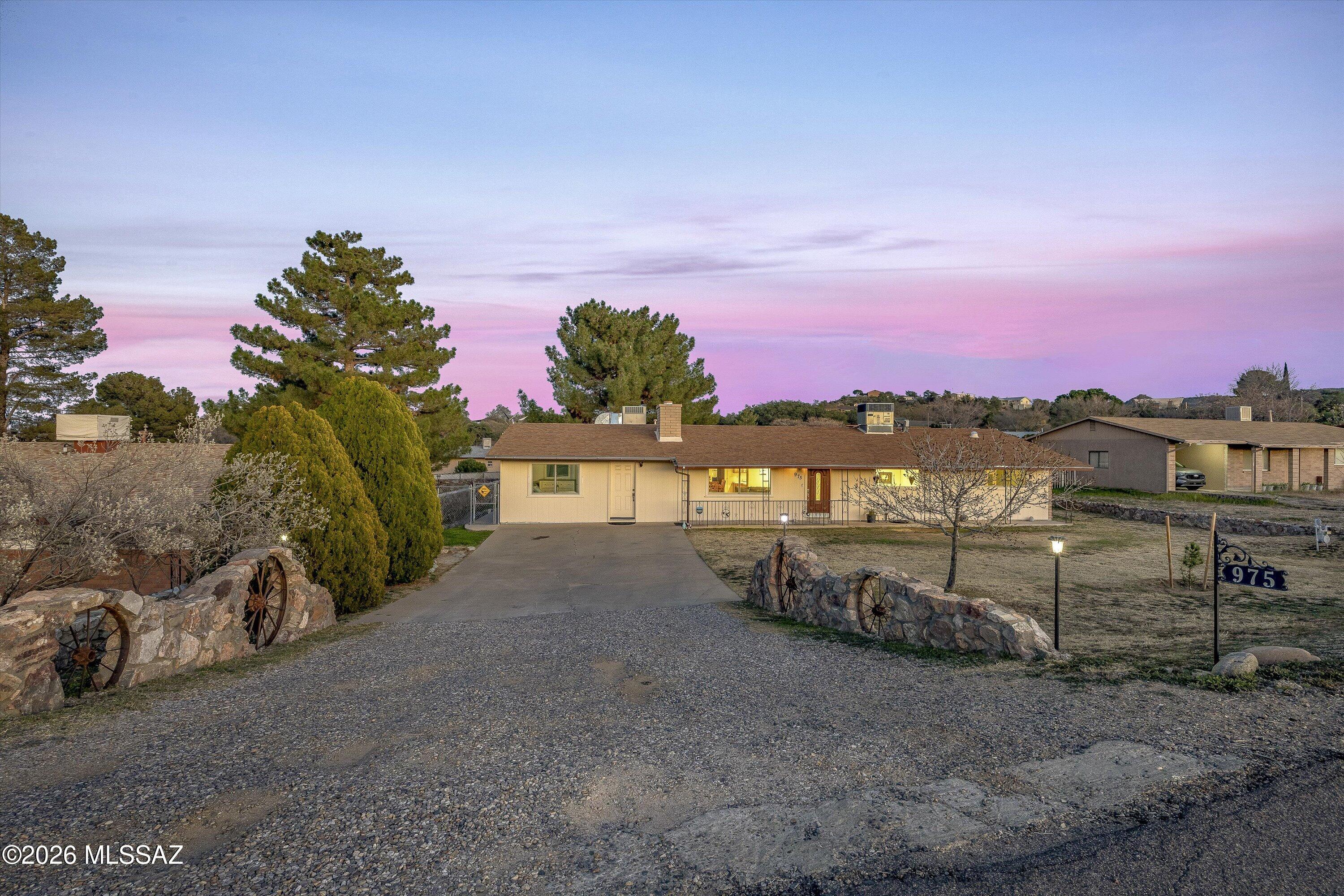 975 N Evergreen Drive