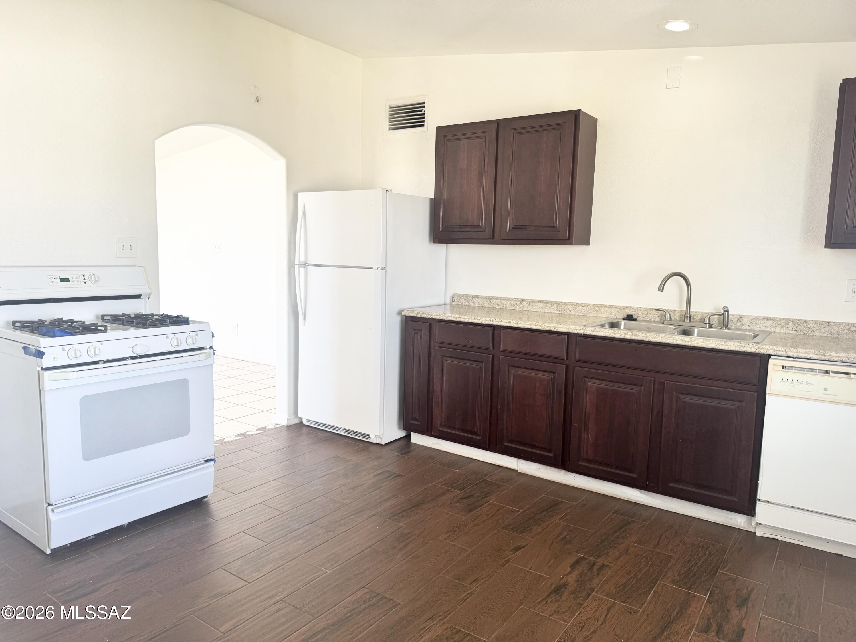108 W 4th Avenue
