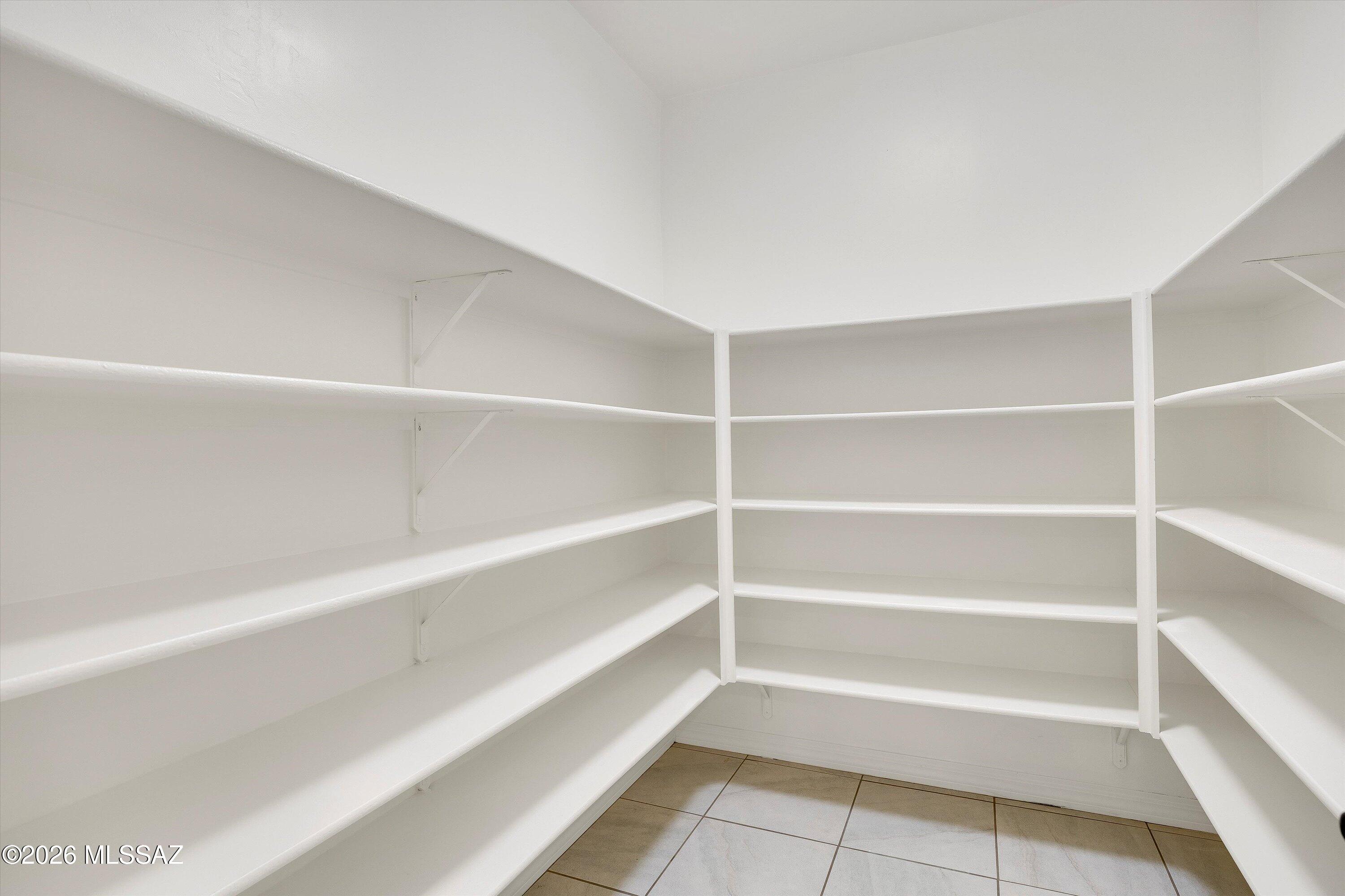 38655 S Running Roses Lane