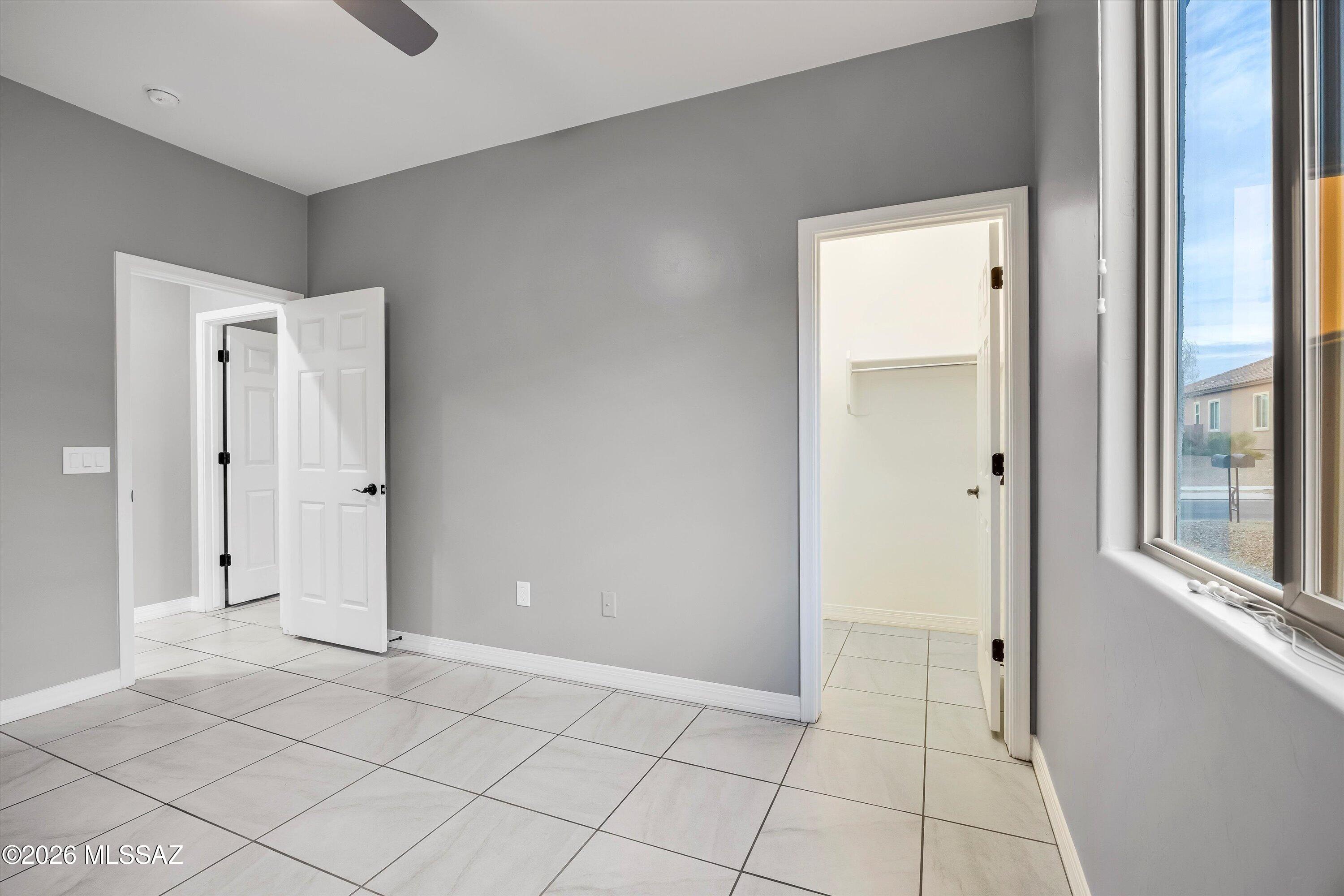 38655 S Running Roses Lane