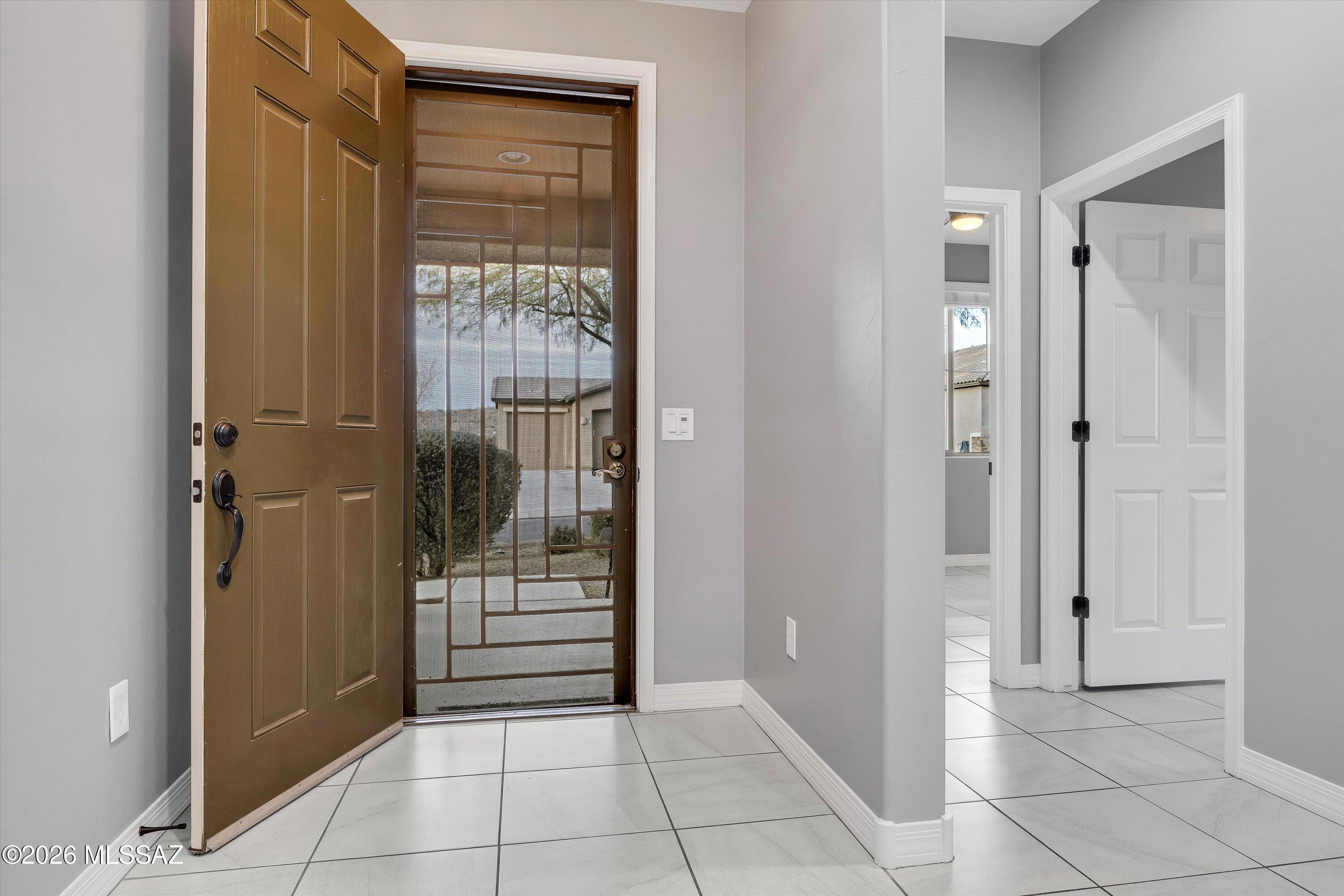 38655 S Running Roses Lane