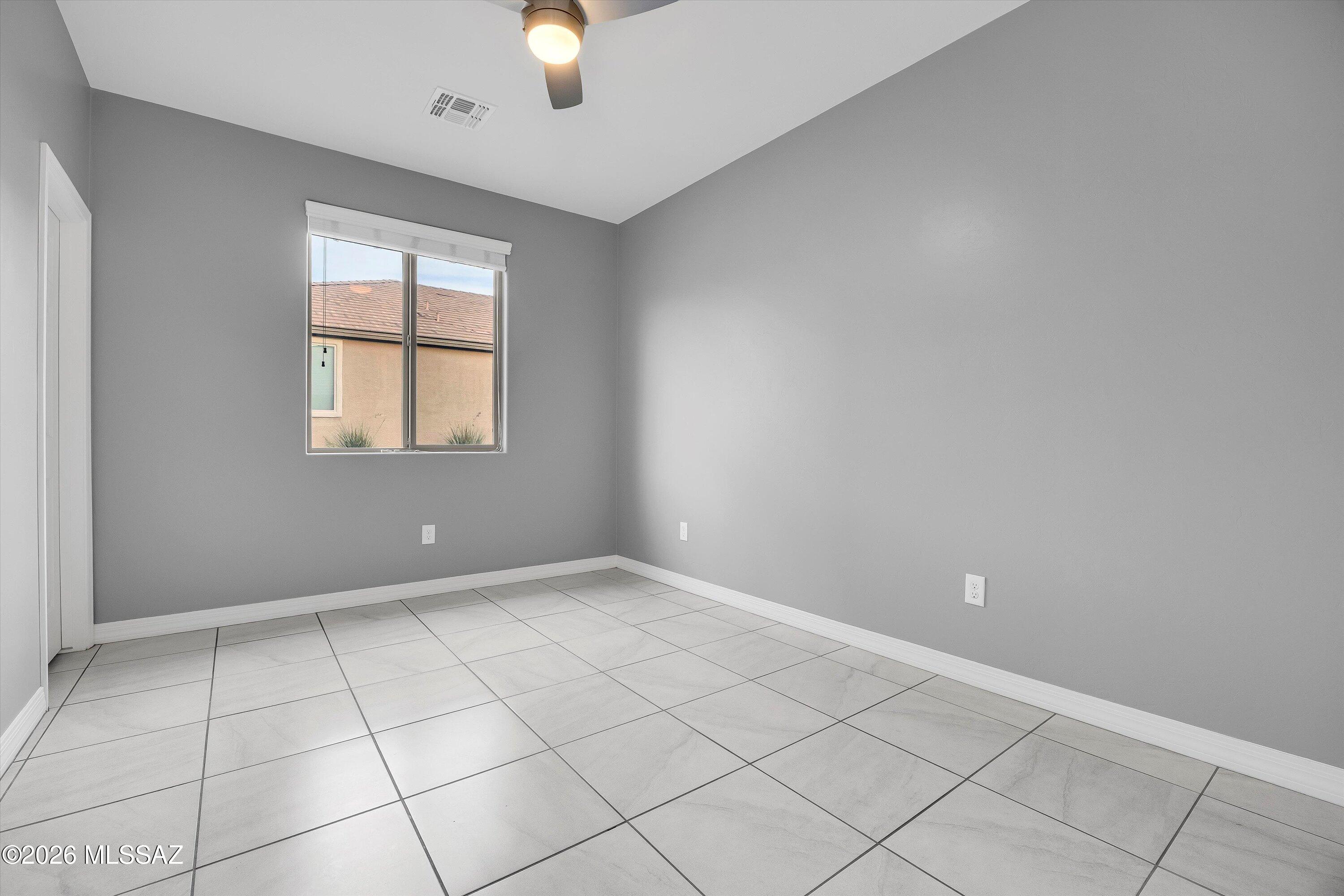 38655 S Running Roses Lane