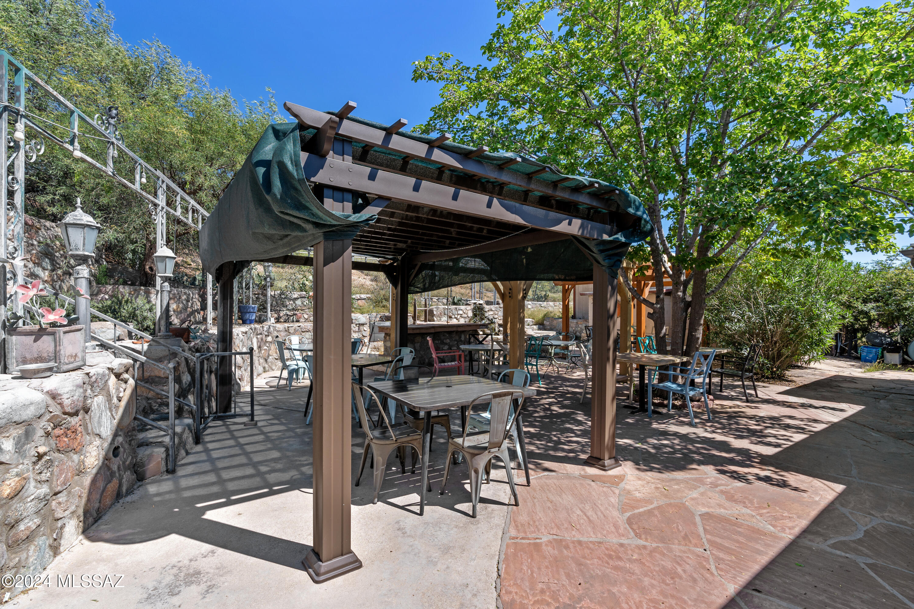 270 E American Avenue