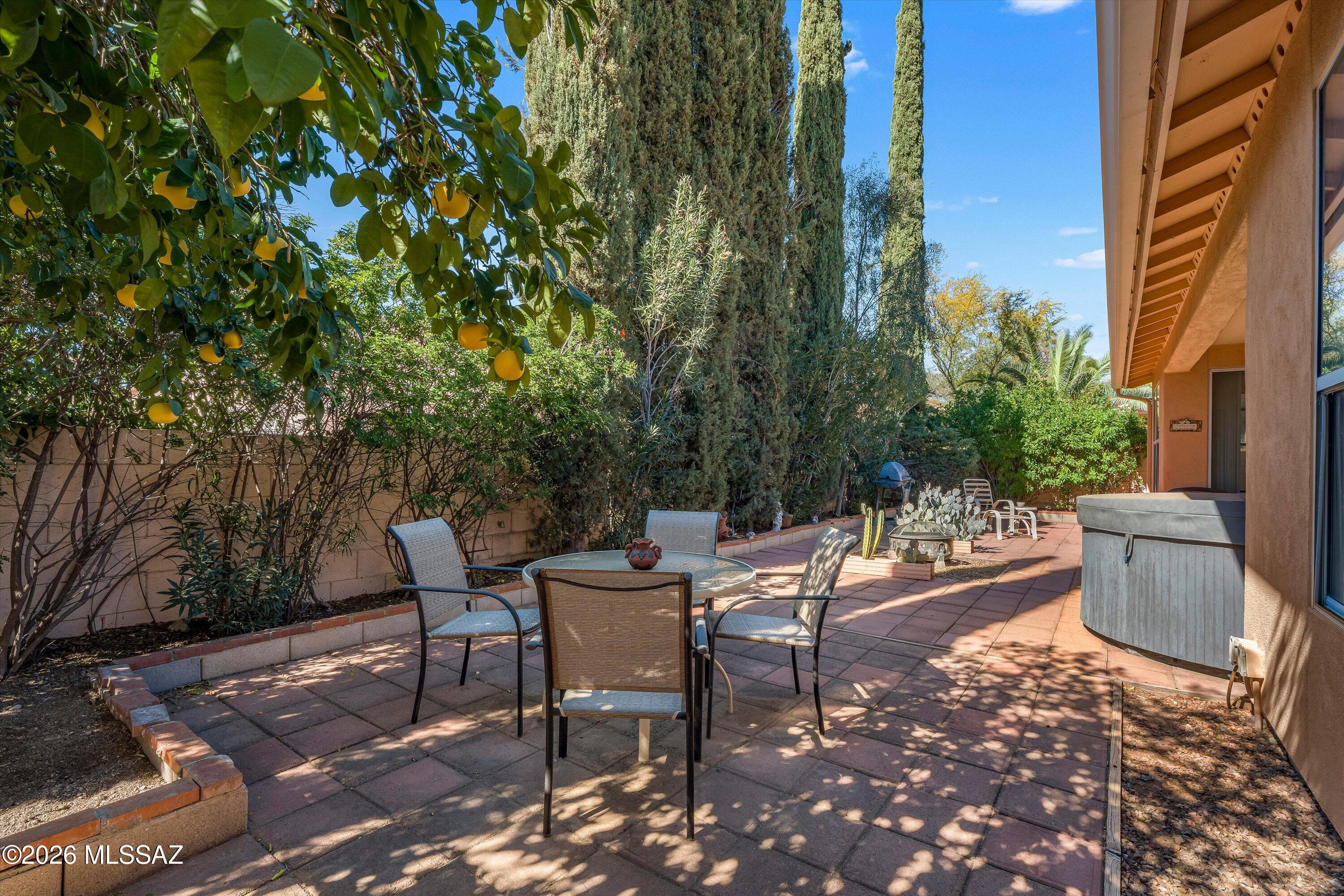 9855 N Sun Vista Place