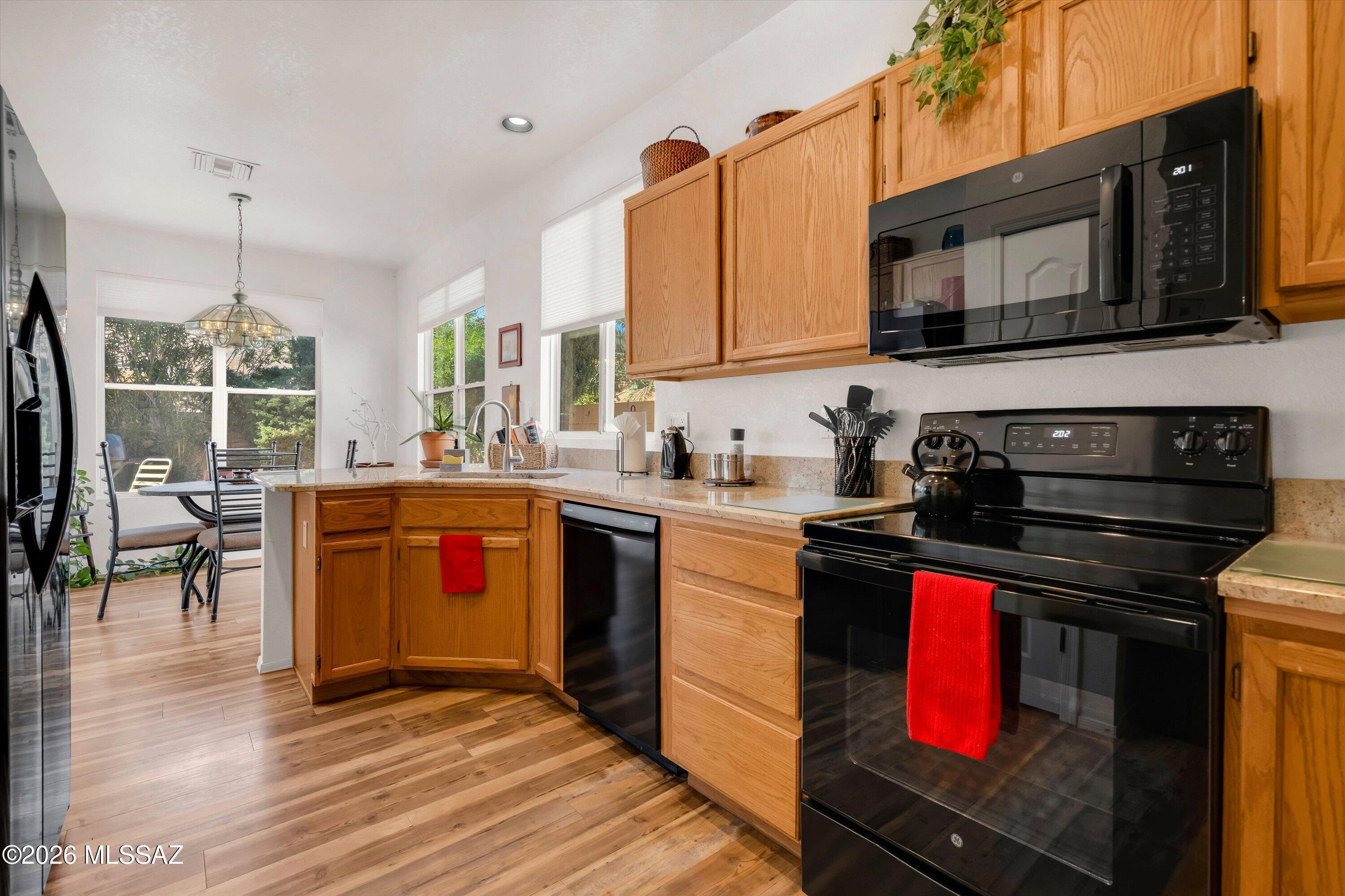 9855 N Sun Vista Place