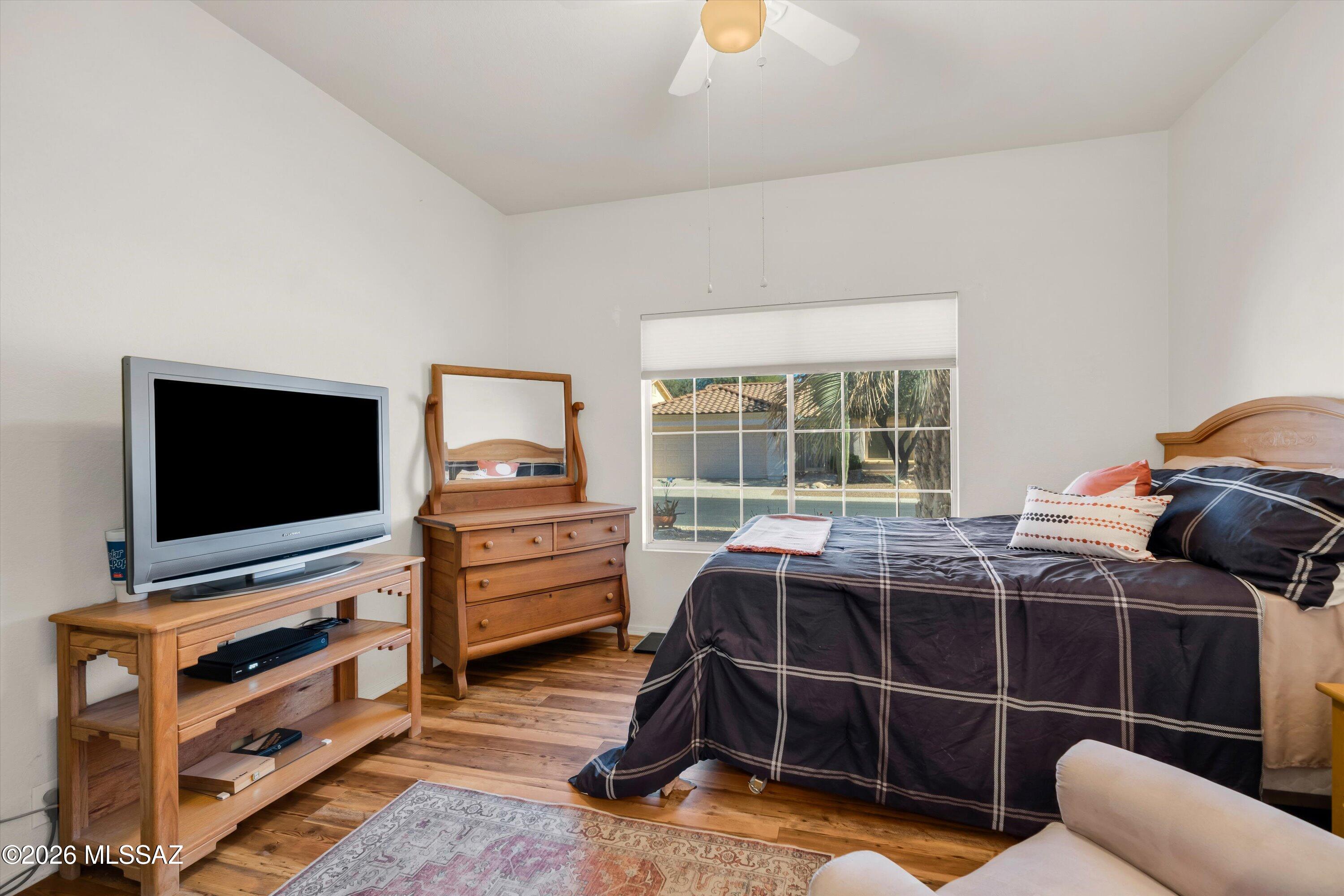 9855 N Sun Vista Place