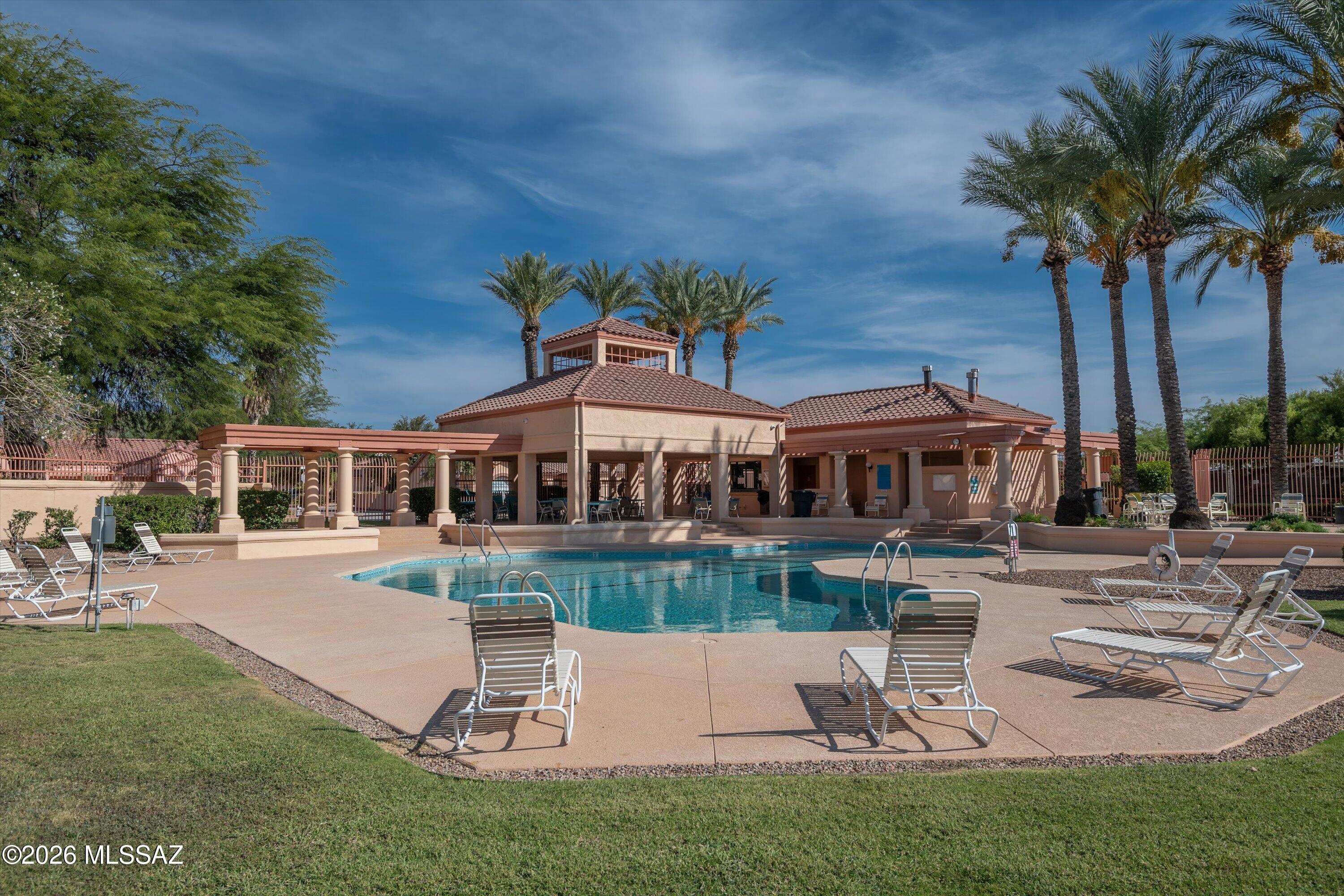 9855 N Sun Vista Place