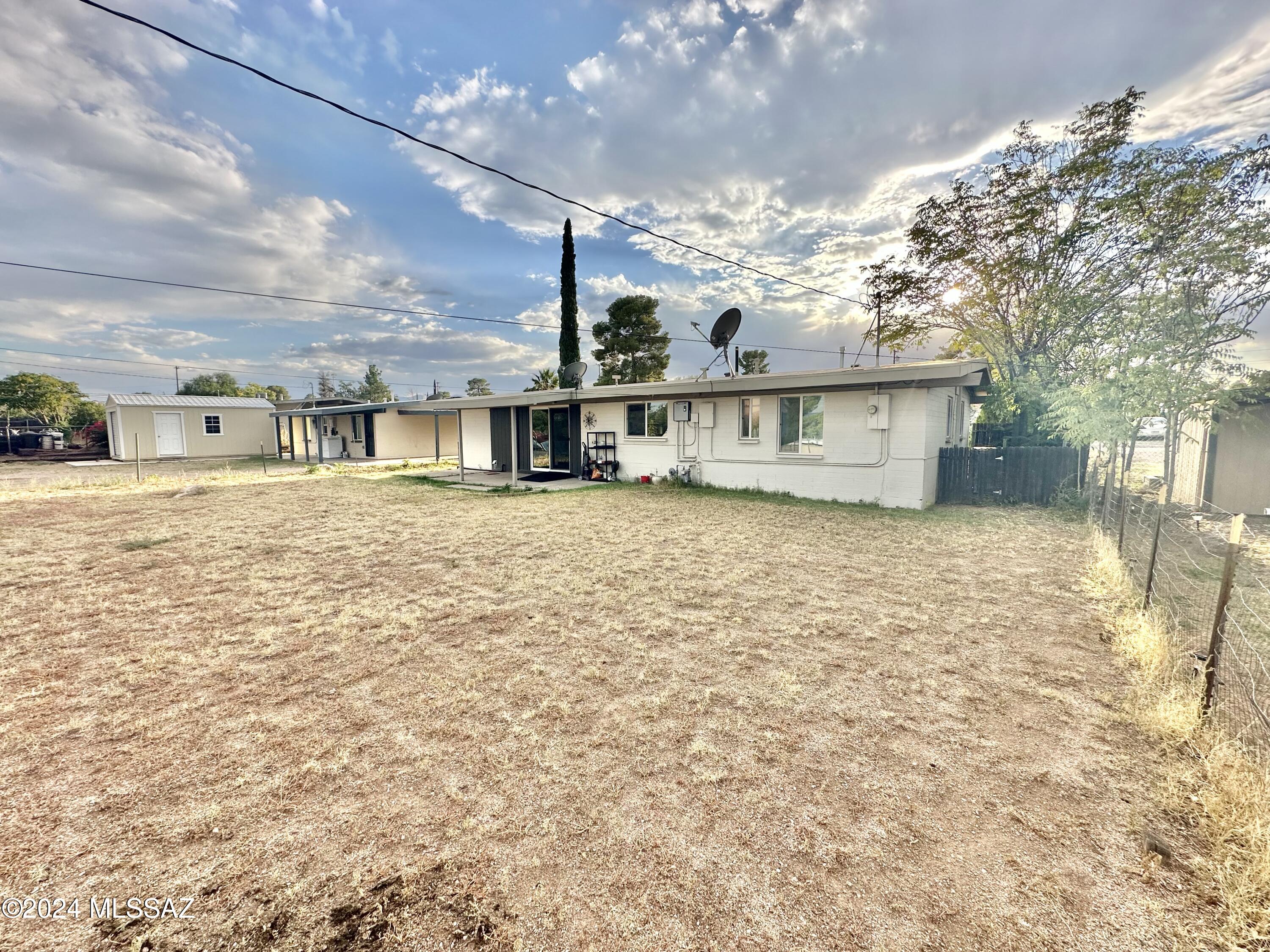 227 S Ave B