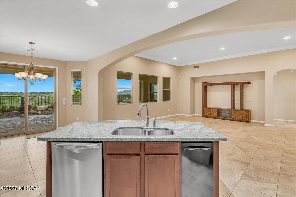 60713 E Arroyo Vista Drive