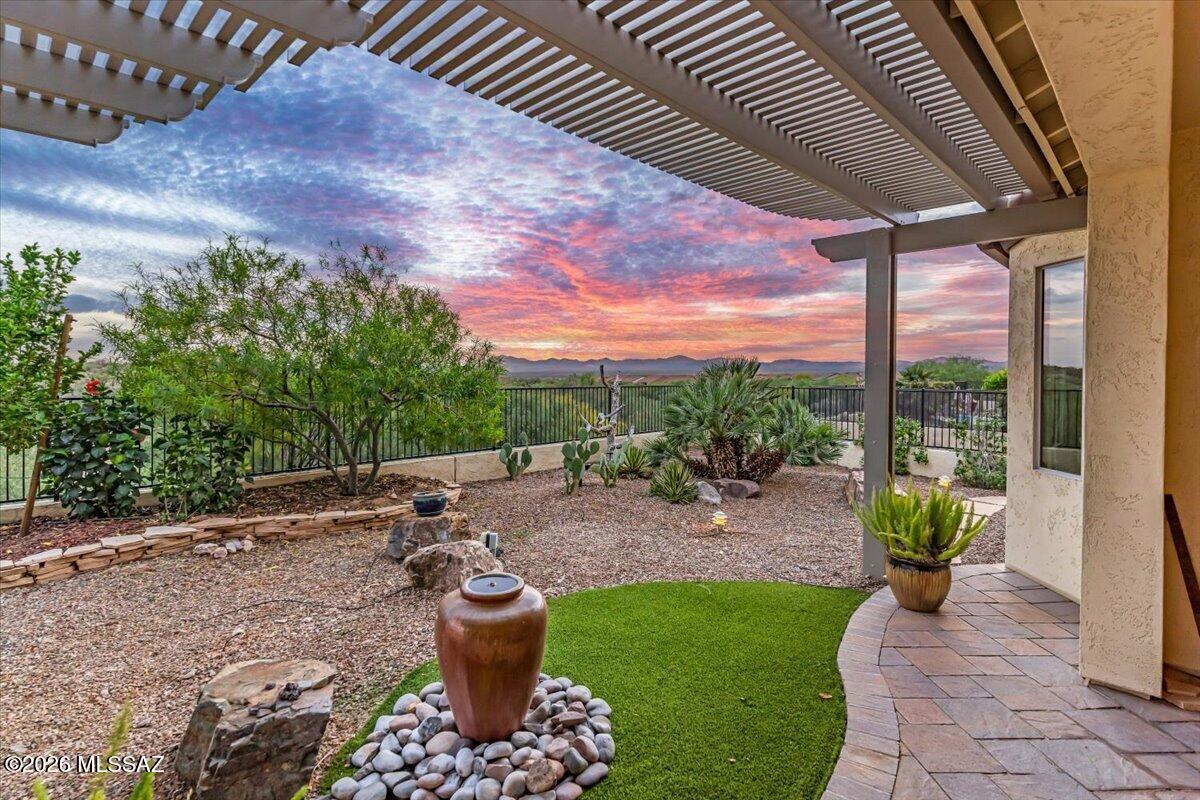 60713 E Arroyo Vista Drive