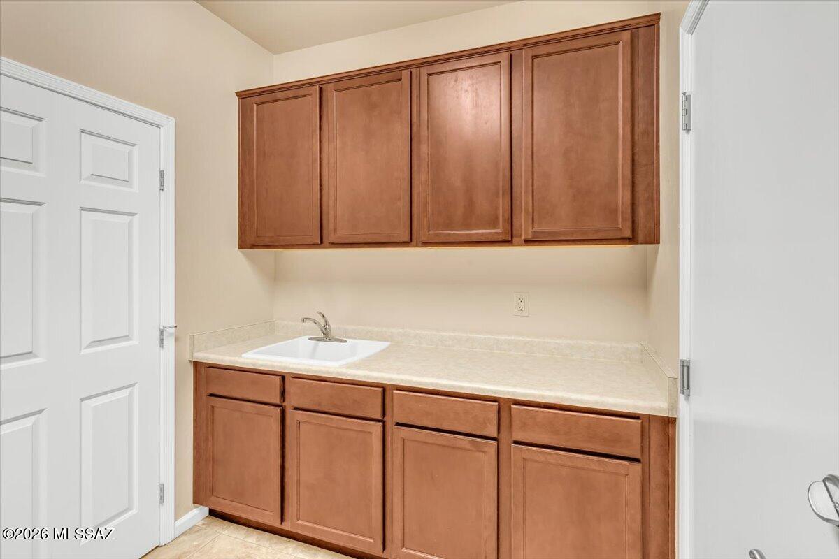 60713 E Arroyo Vista Drive