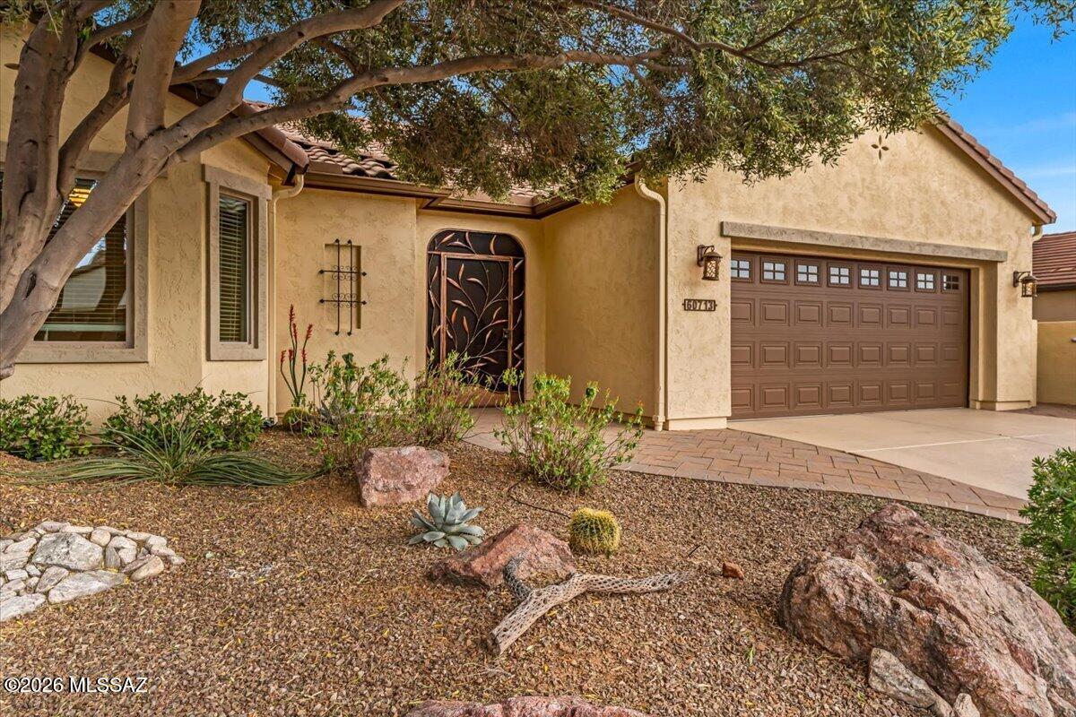 60713 E Arroyo Vista Drive