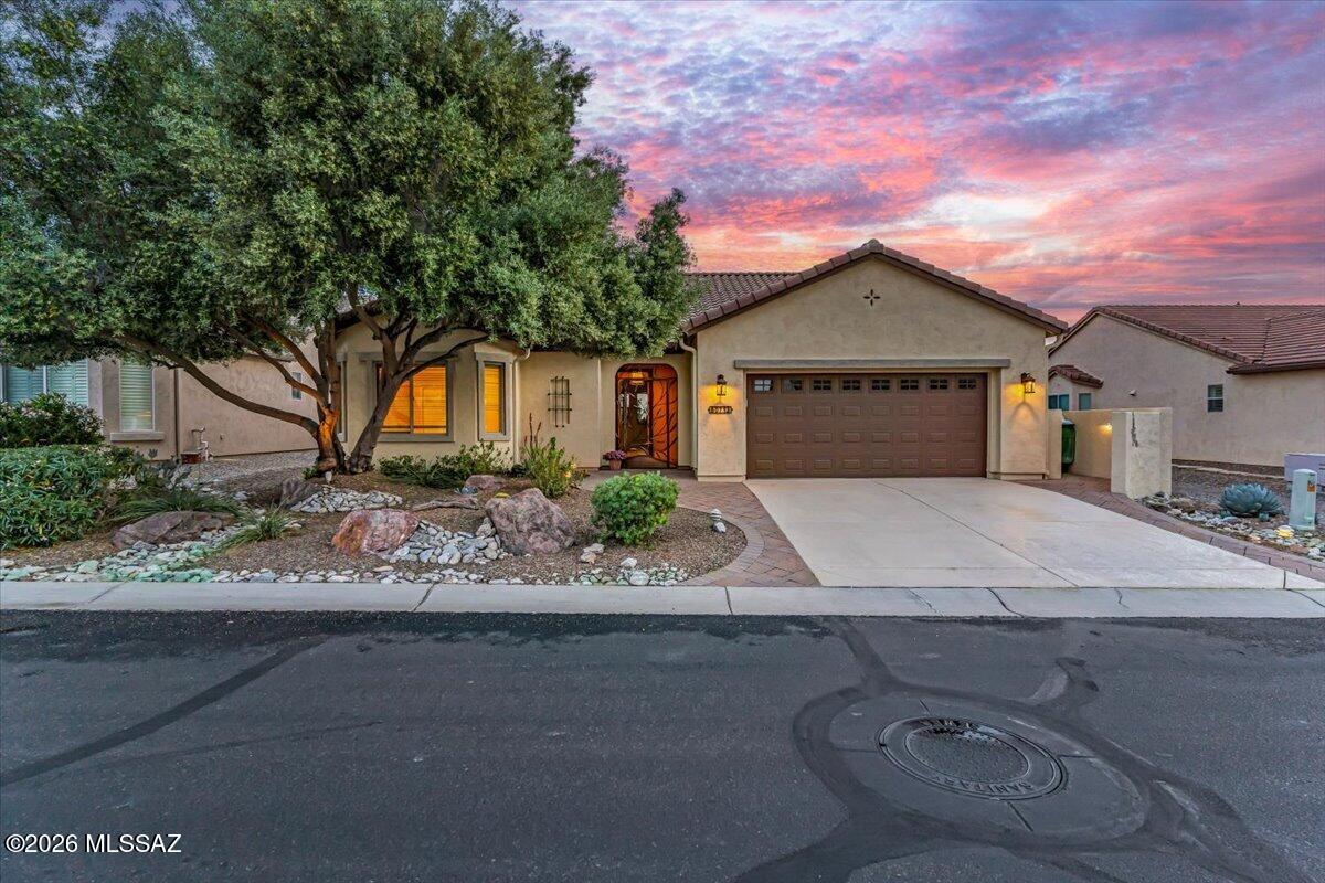 60713 E Arroyo Vista Drive