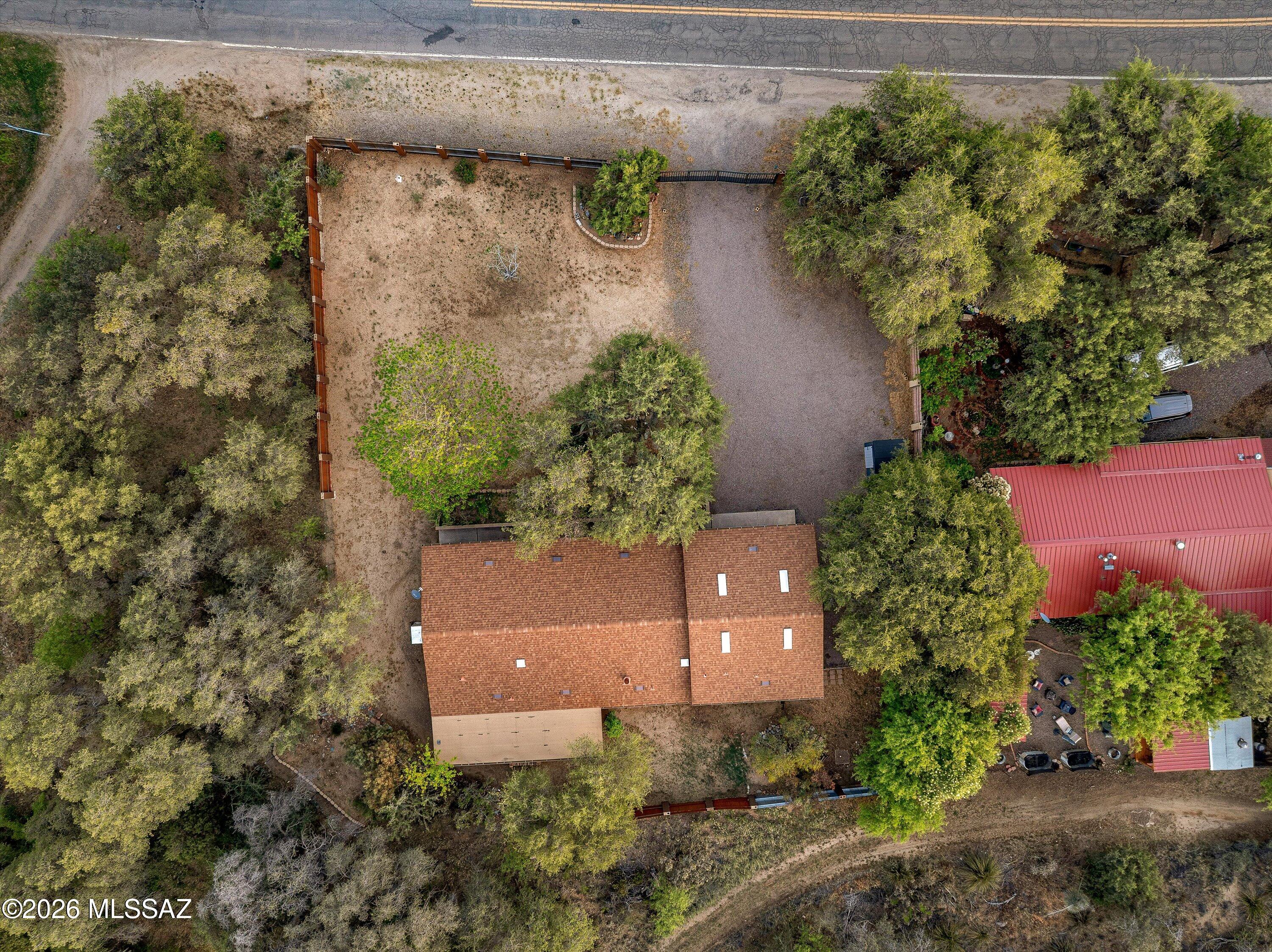 820 W Linda Vista Road