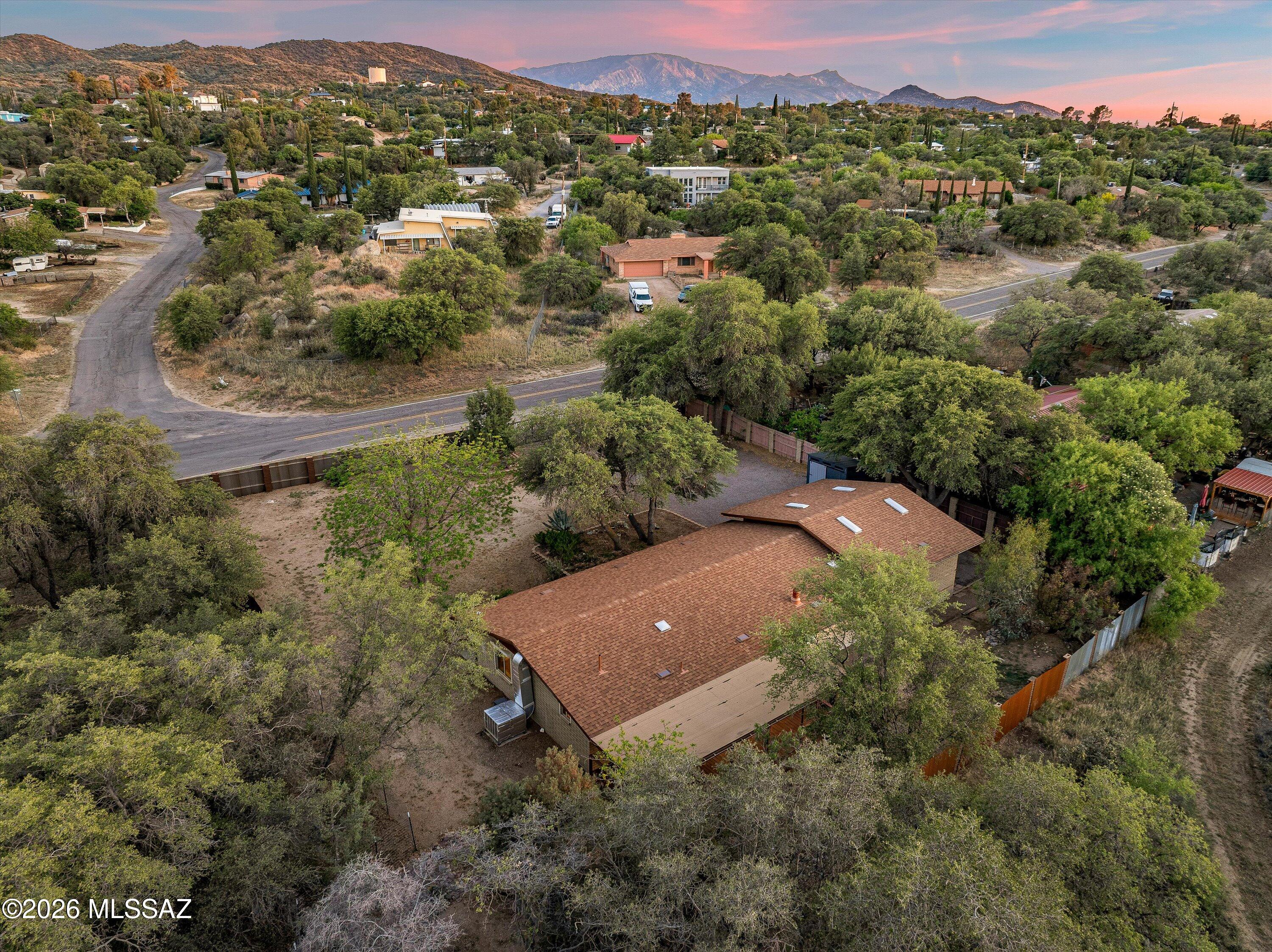 820 W Linda Vista Road