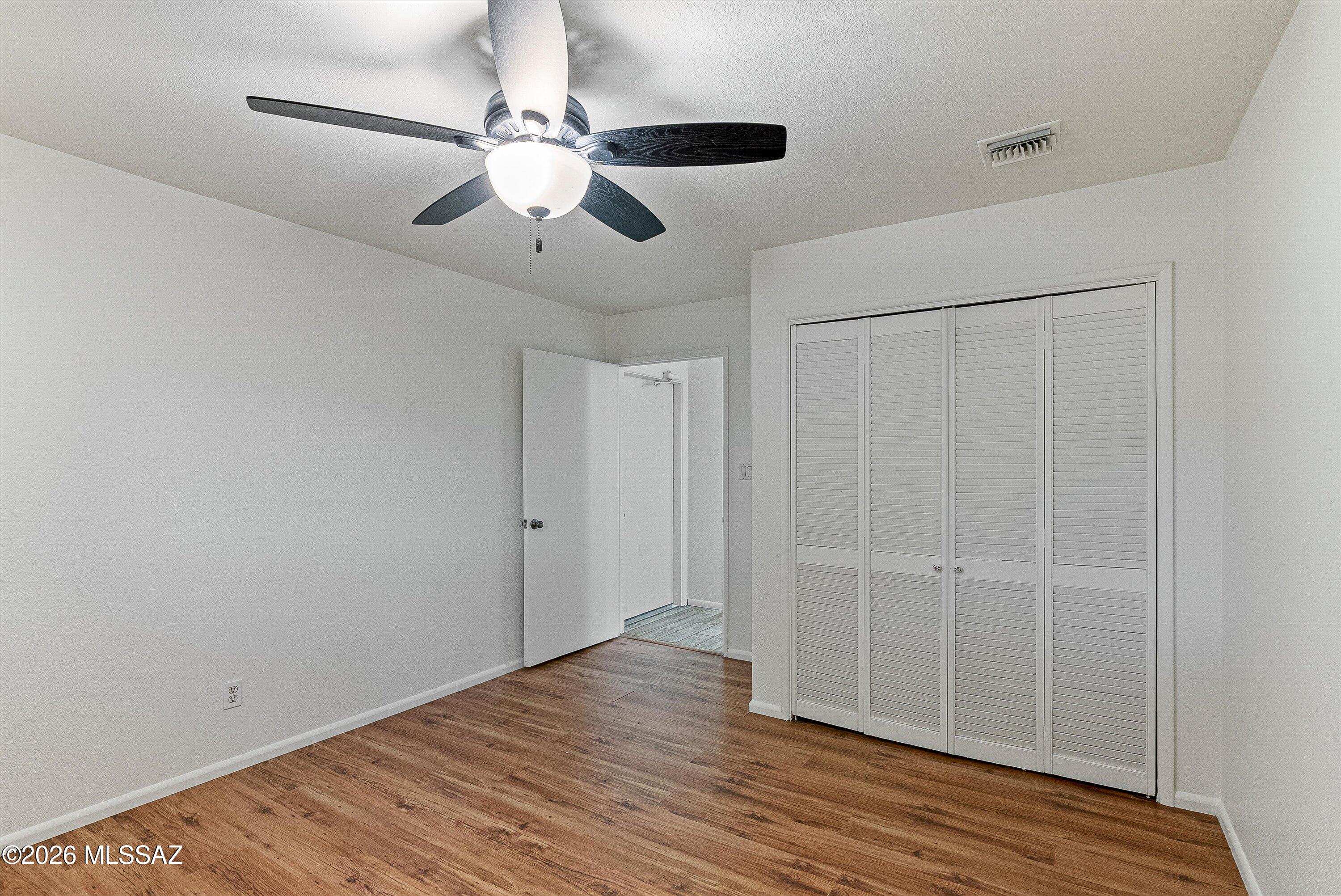 820 W Linda Vista Road