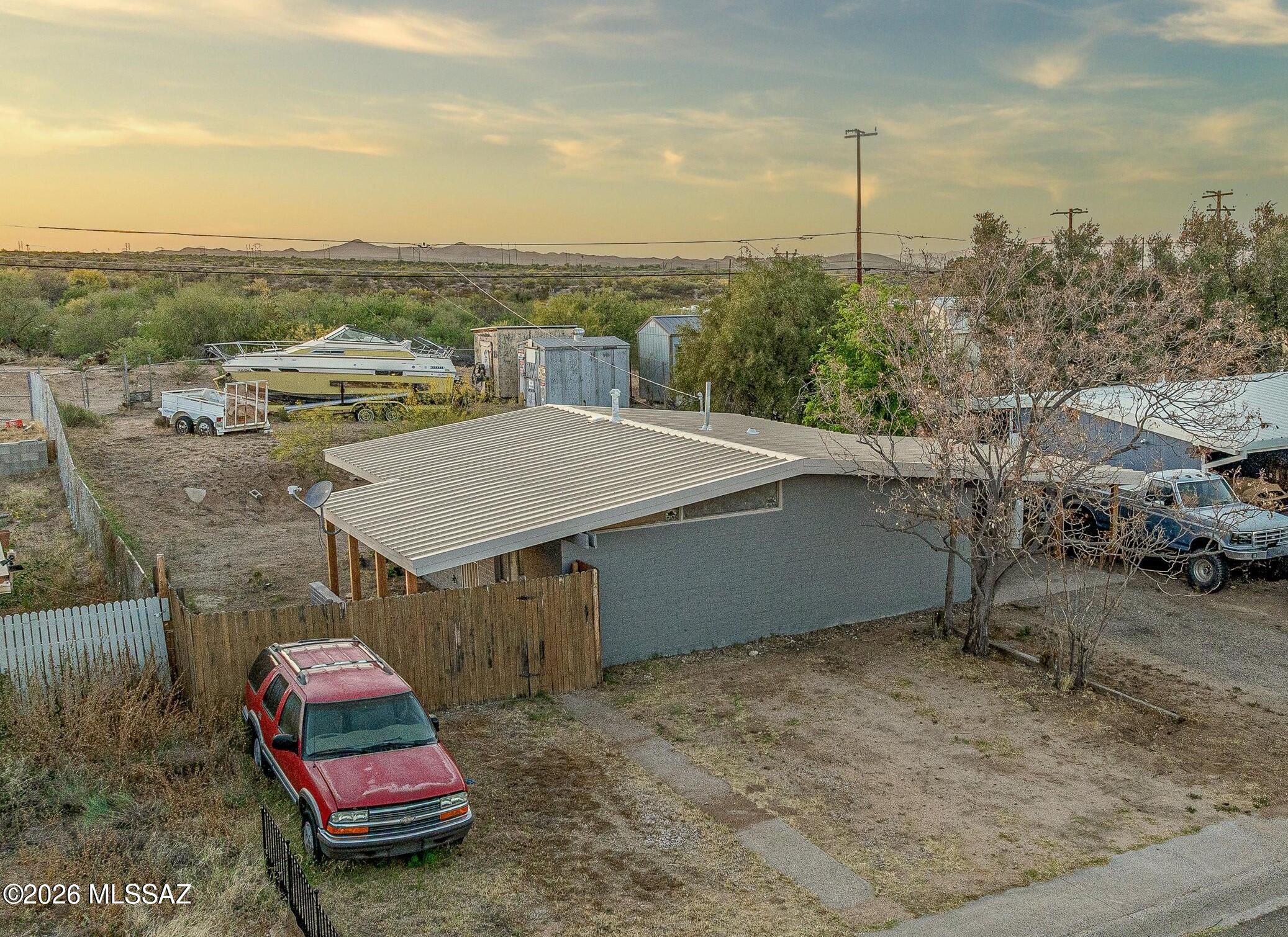 106 S Avenue A