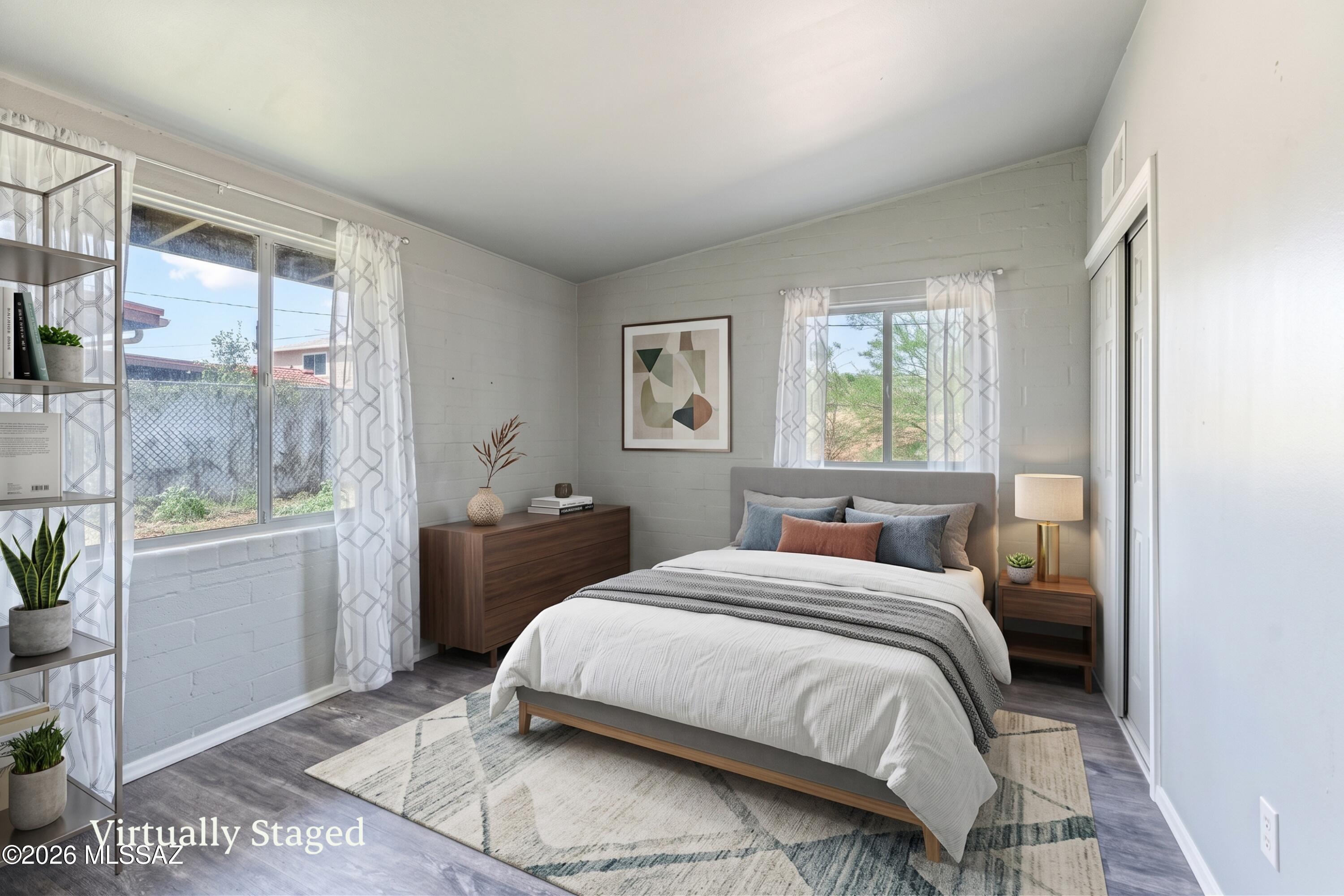 106 S Avenue A