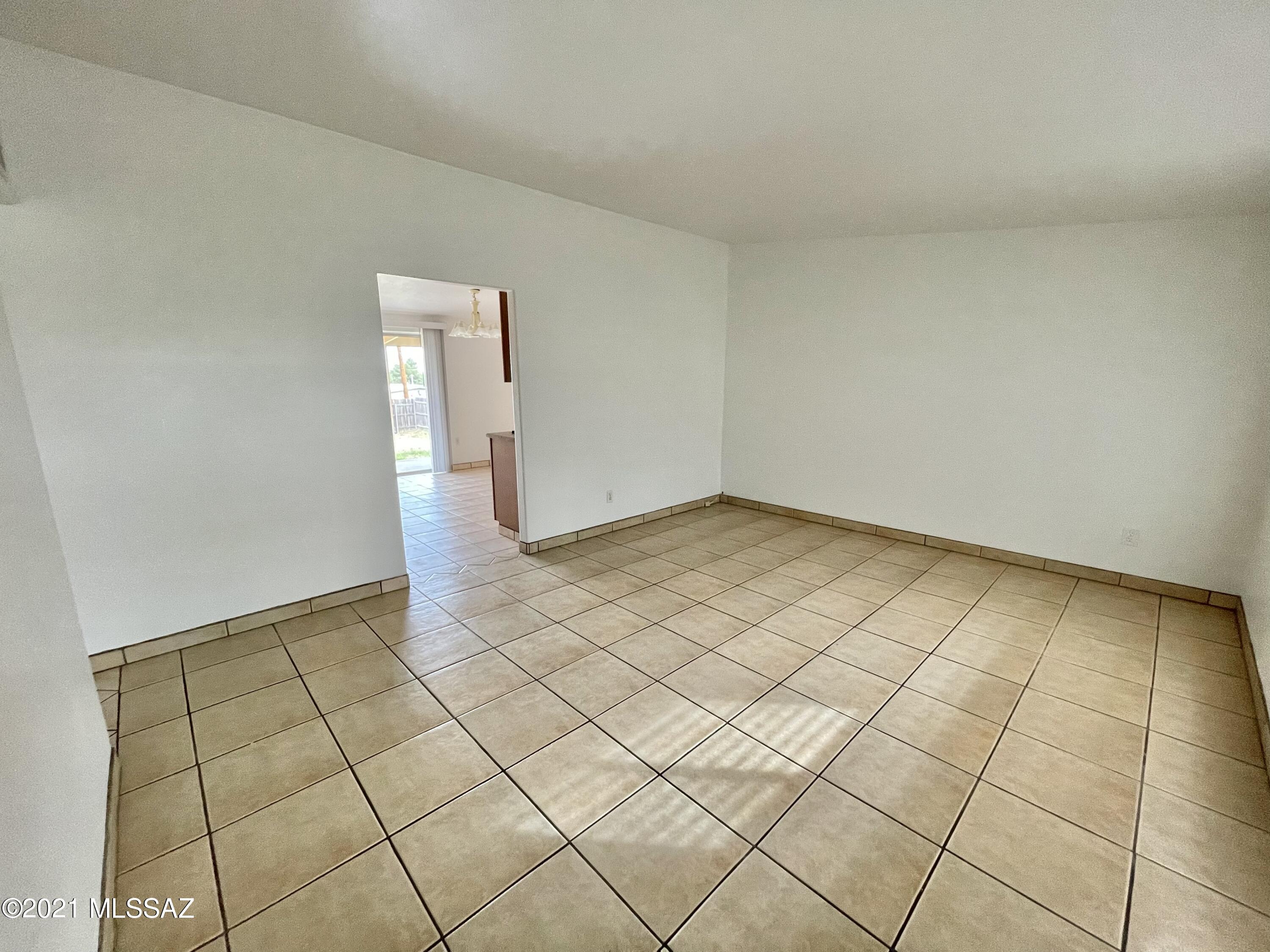 233 S Ave B