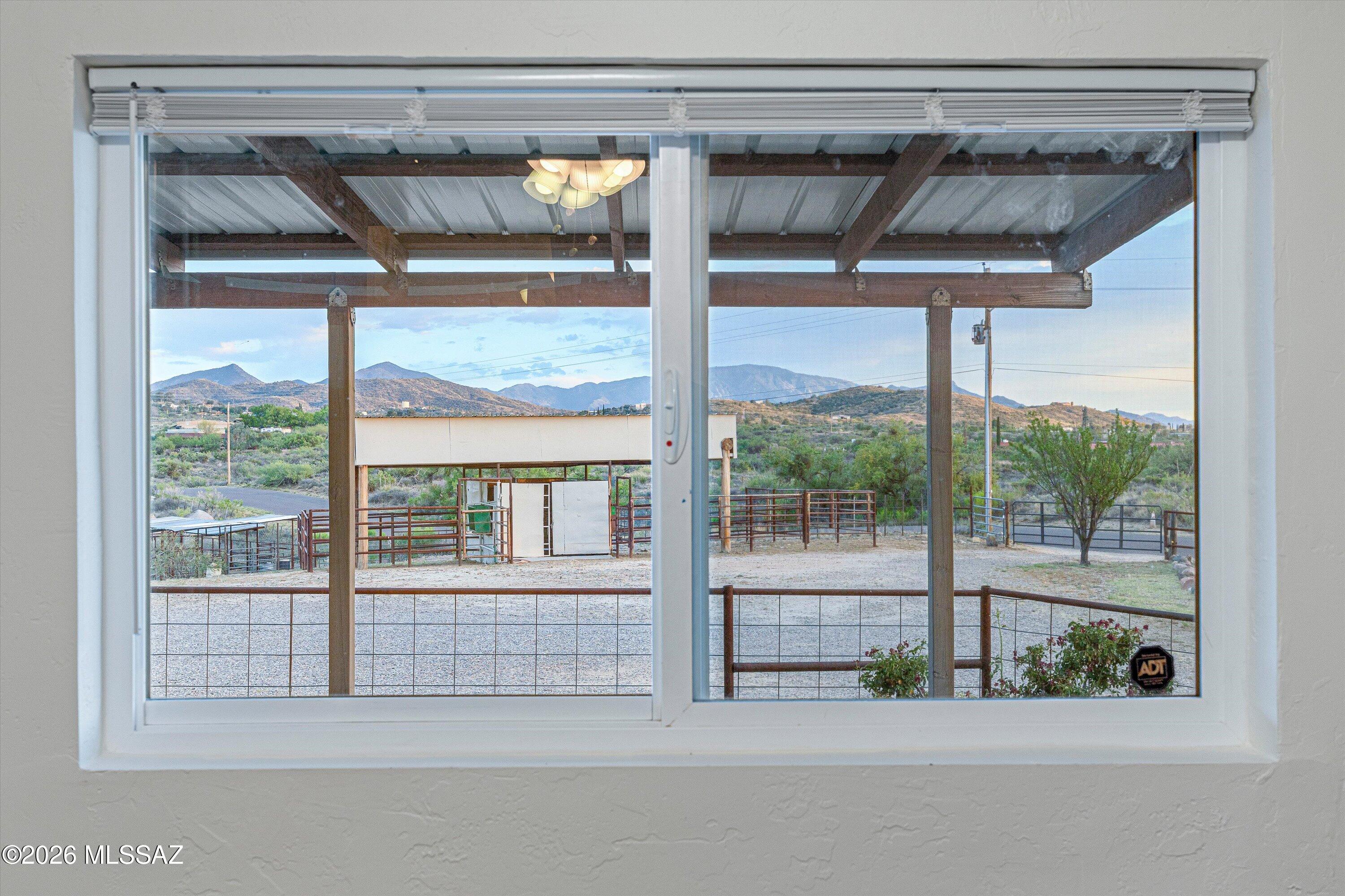 1665 W Oracle Ranch Road