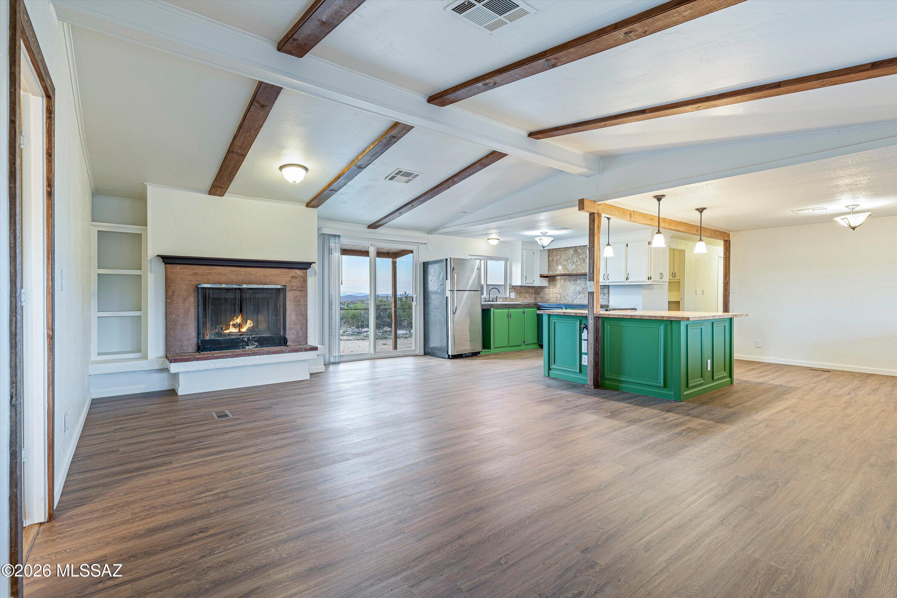 1665 W Oracle Ranch Road